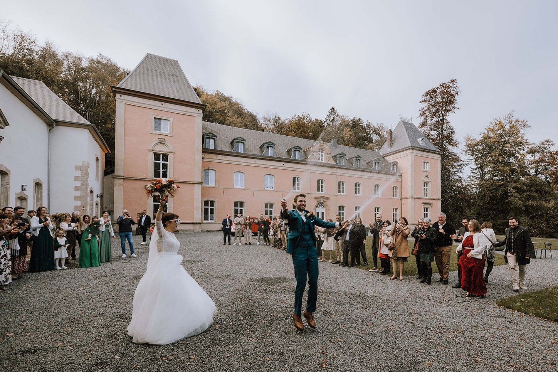 7f2a6ae2-2cd3-4121-9569-a0ec5950db5d