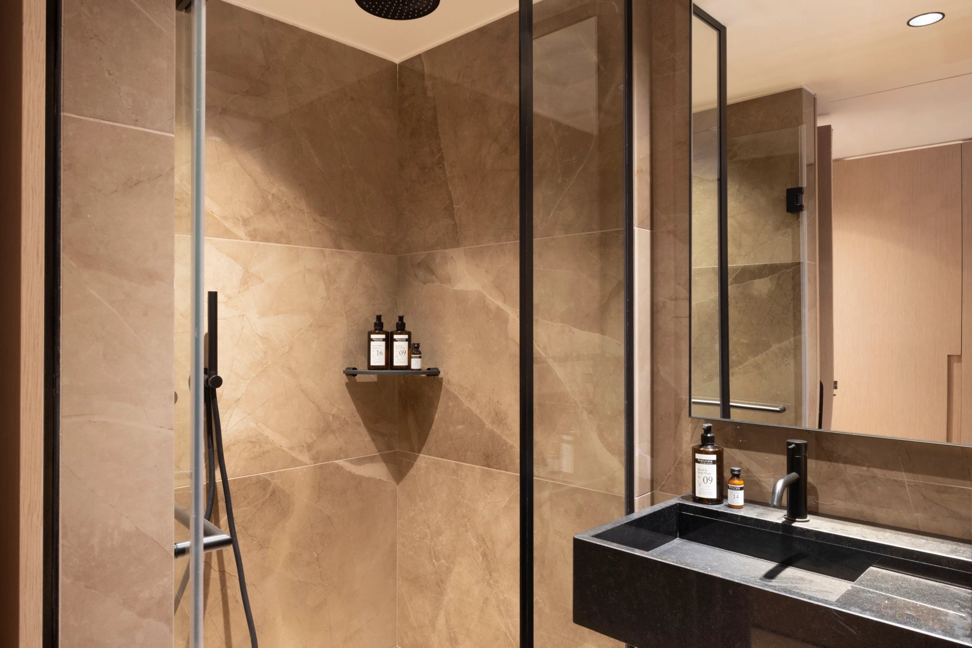 Hôtel ESTÉ | Chambre Classique Salle de bain Douche