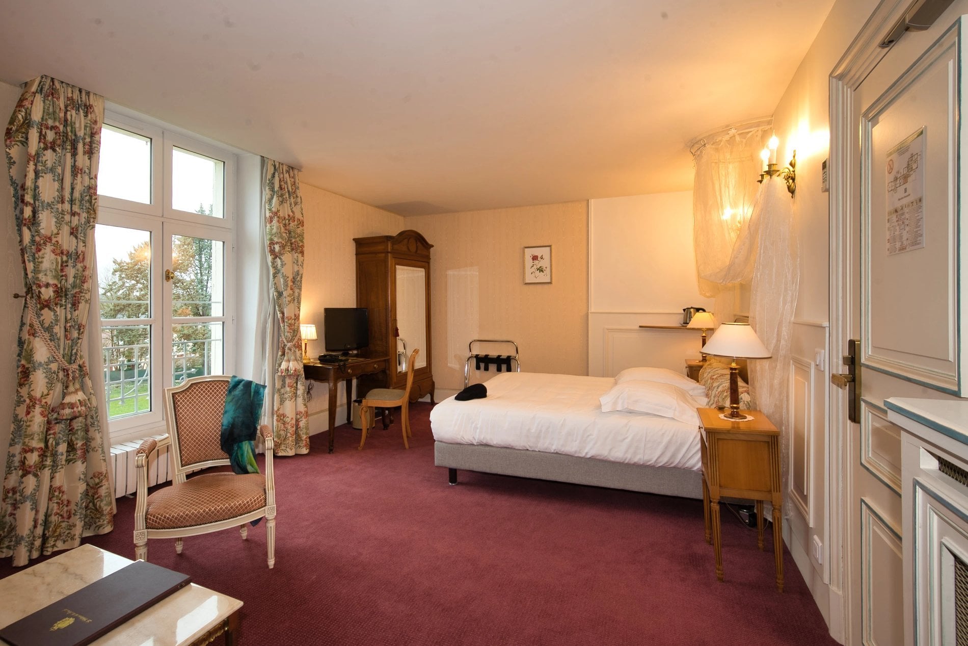 7fad155c-a614-4313-8cef-8f8649b6fd30