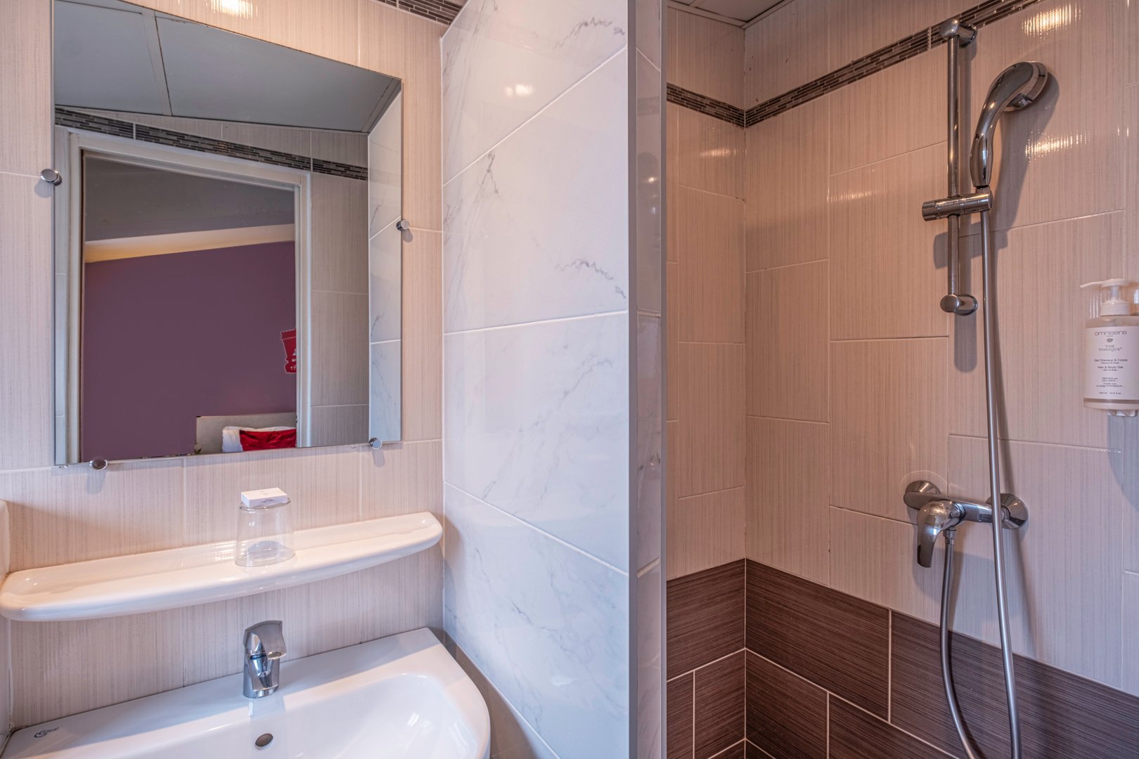 8208a7cb-0bb6-4fc4-85c8-95e2c6fa8ccb