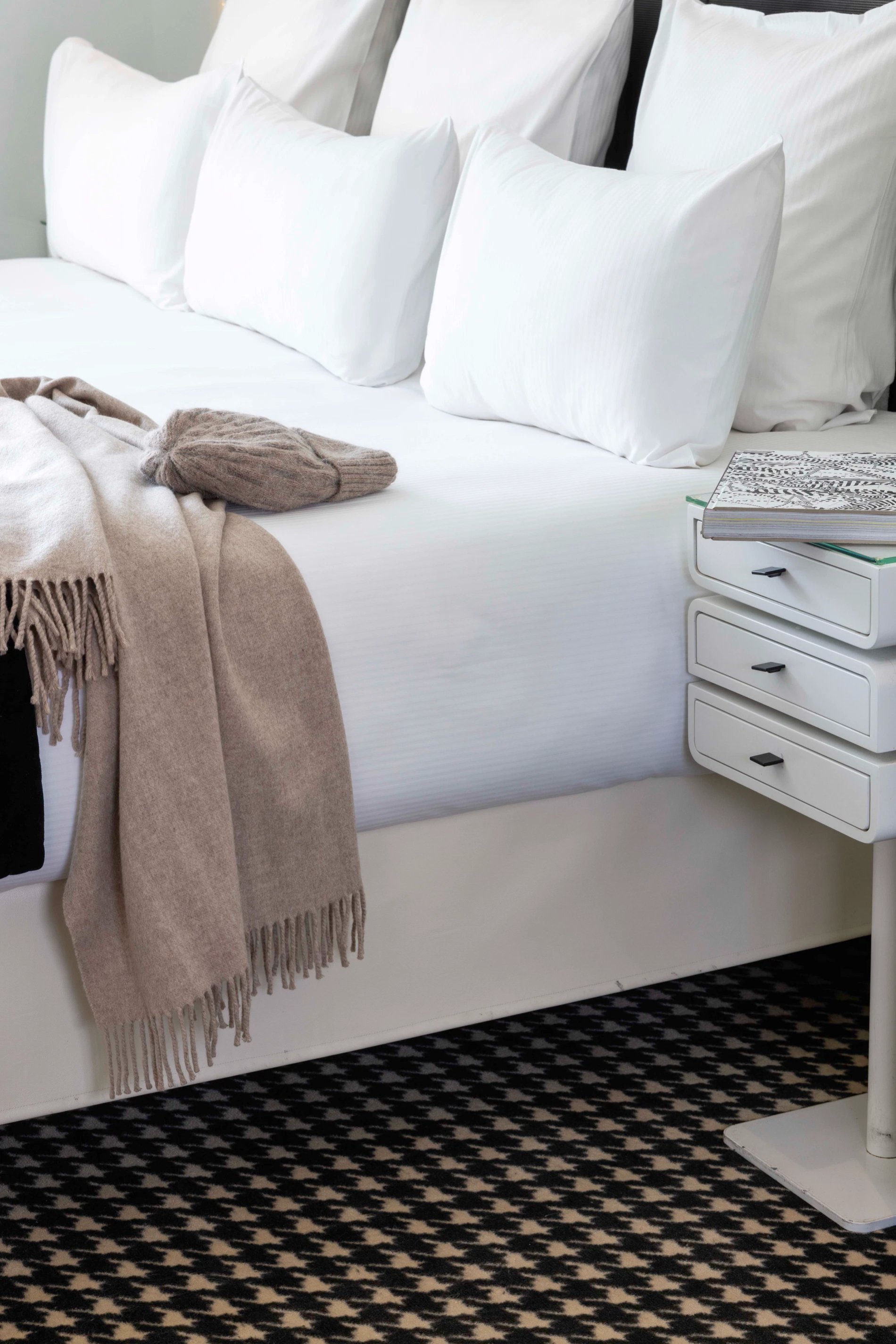 Hotel Félicien Room