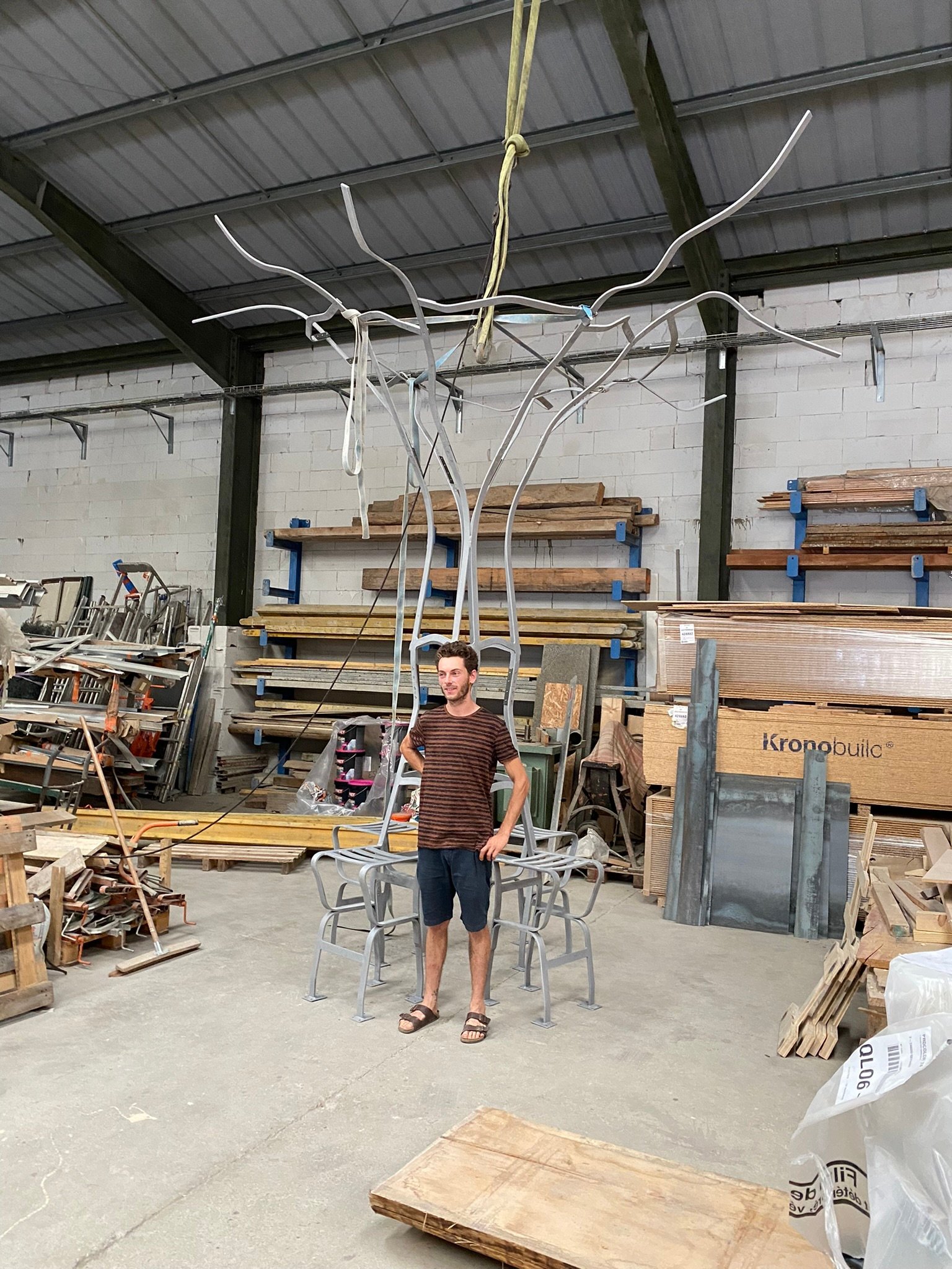 Les Trésoms | Steel meets plants