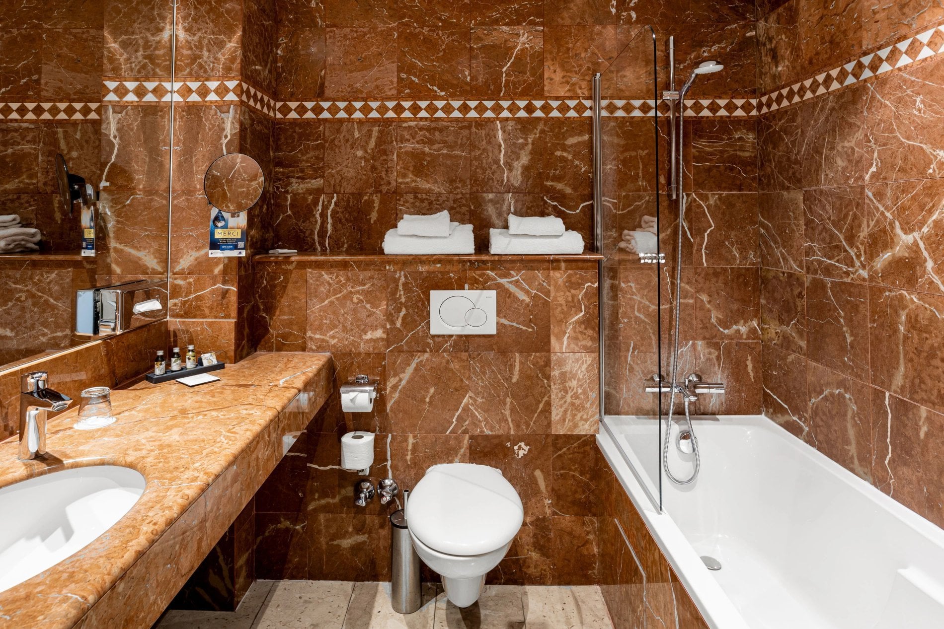 83f078f4-63bf-4d7e-b1b4-a075add286ea