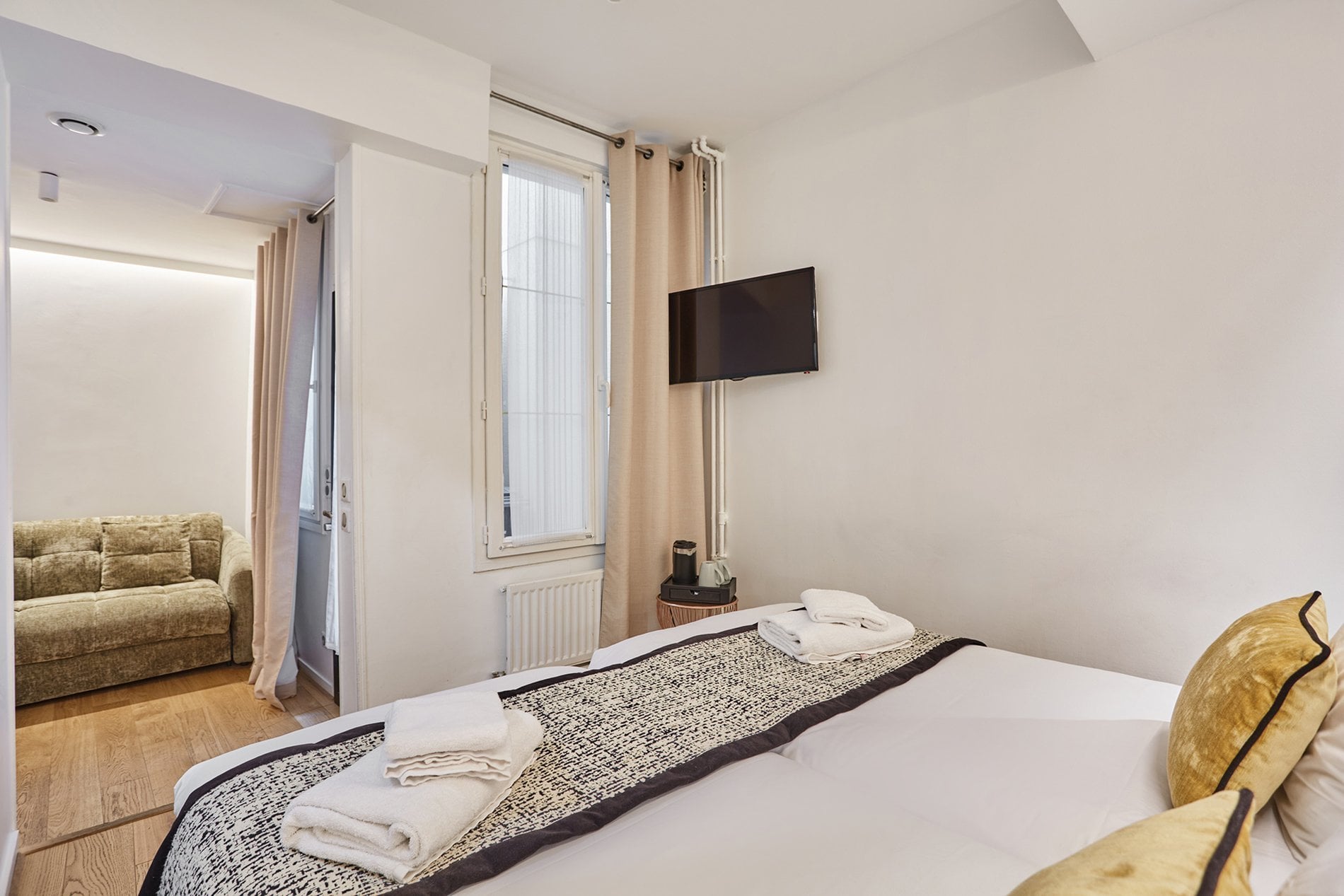 842eb65d-7fe4-411e-b996-5b305f075af3