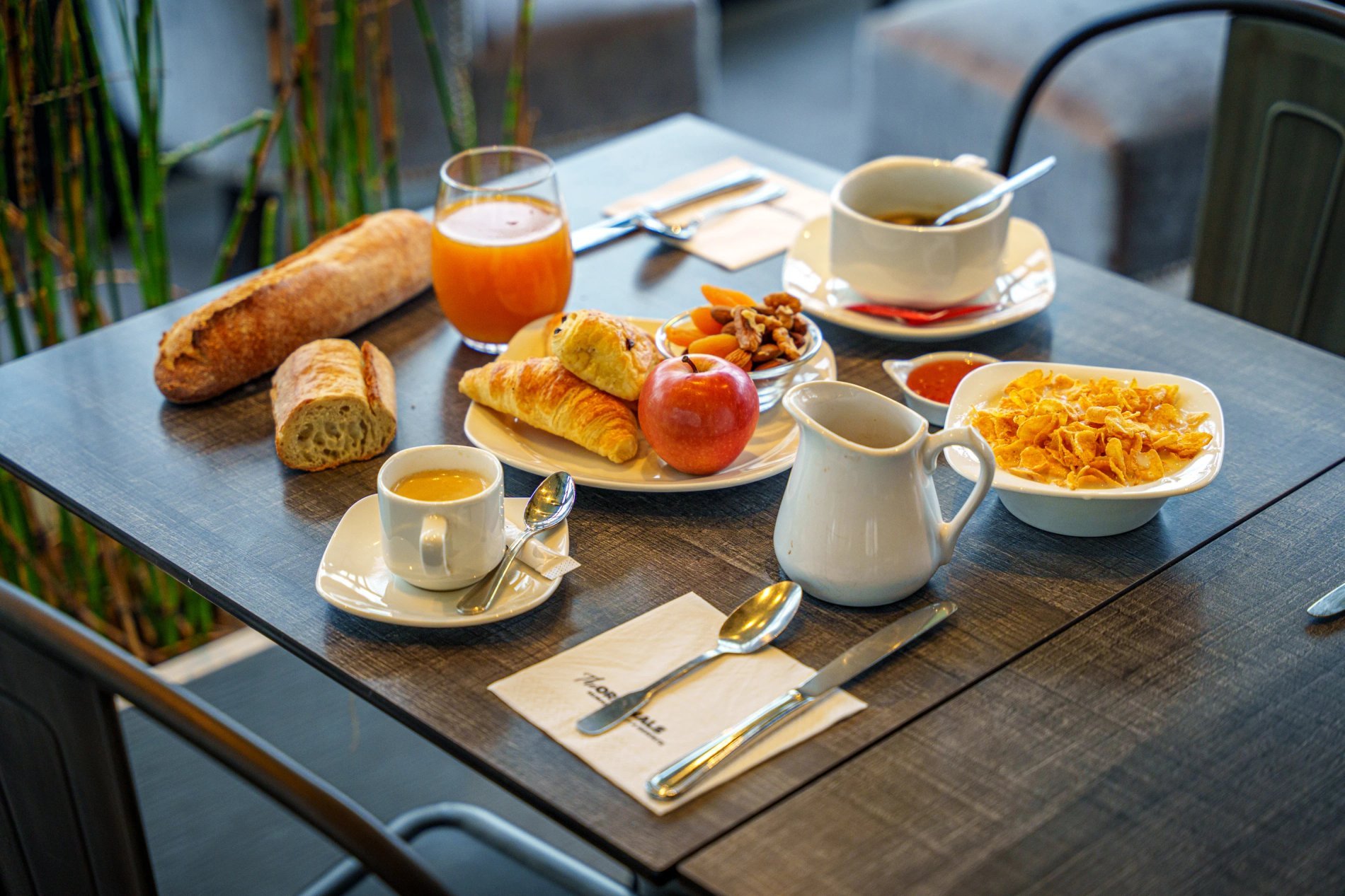 nals City, Hôtel de la Saulaie | Doué la Fontaine | Breakfast