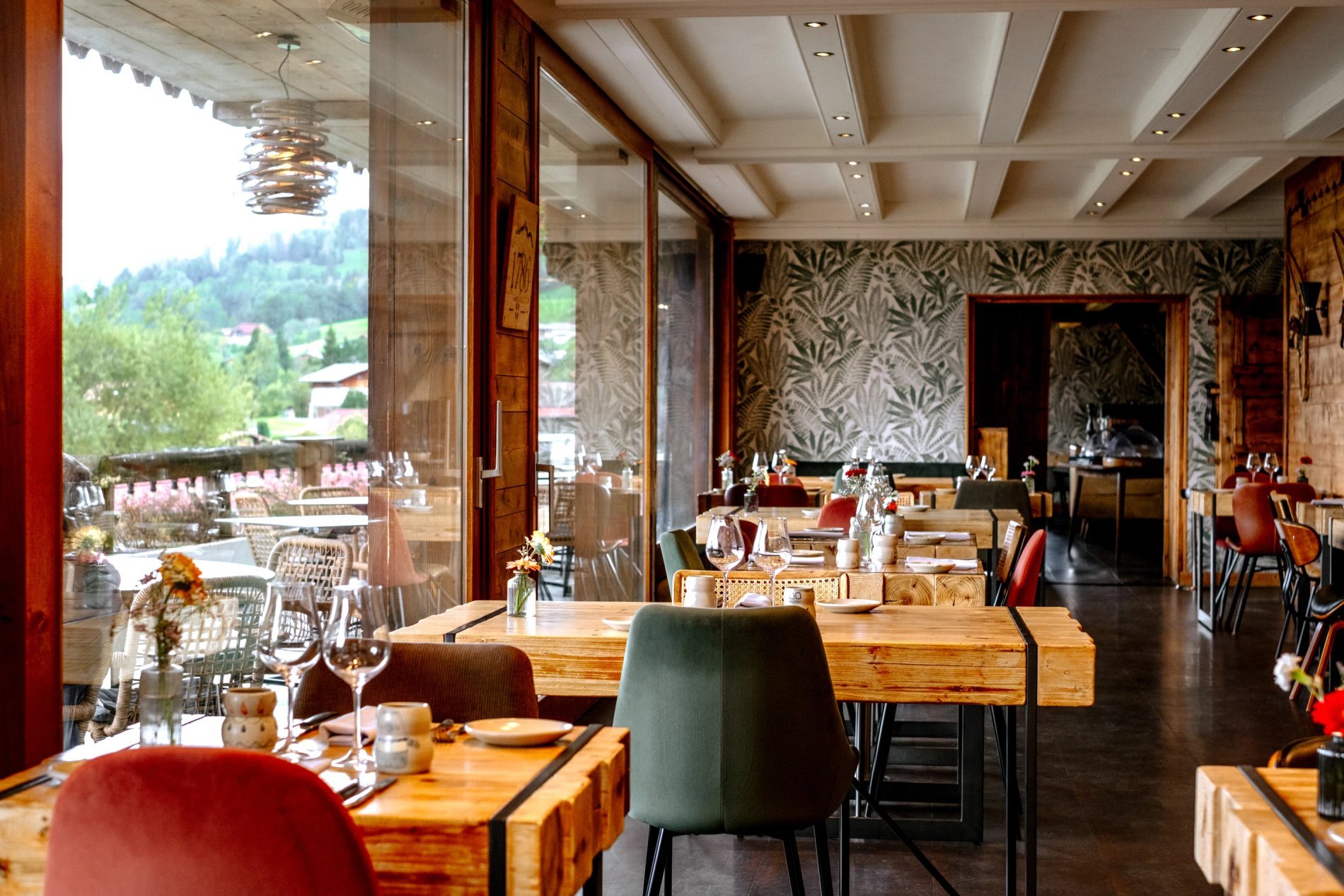 85f5f284-394a-4b18-9381-a5ab9ee1632e