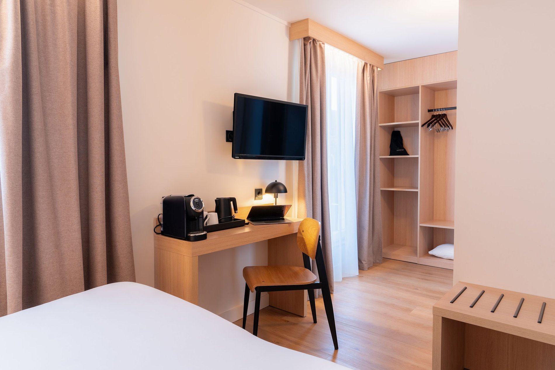 860f0073-4e81-4dc6-b1a3-1b8edb4af66b