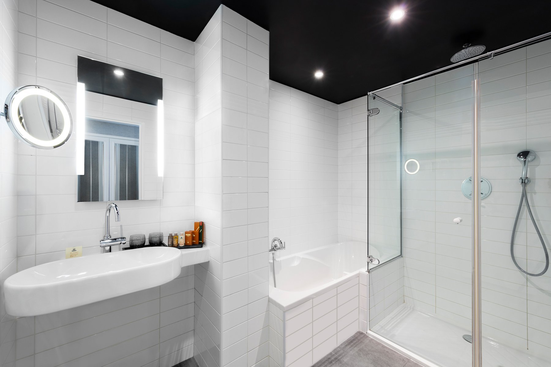 Louvre Saint-Honoré | Junior Suite bathroom