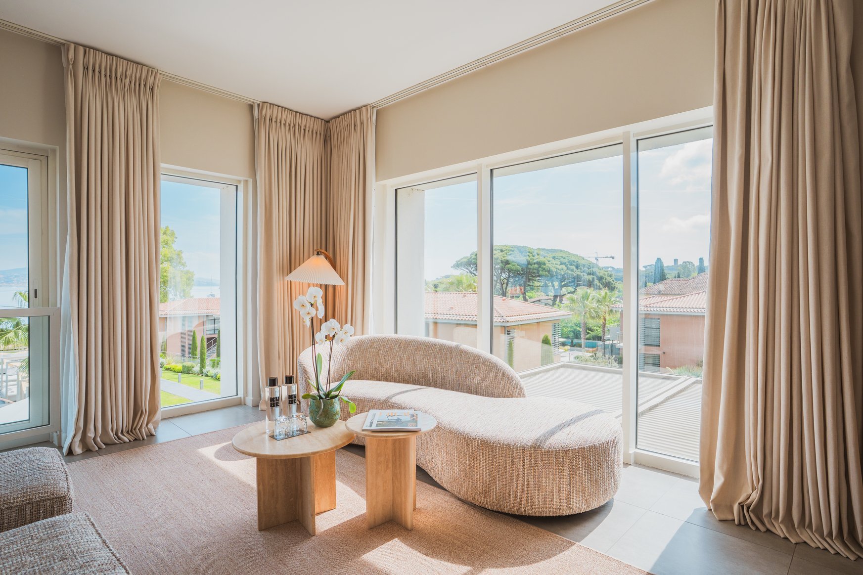 863ee4a2-2d8a-42e4-b3d7-e195c64e0b5d