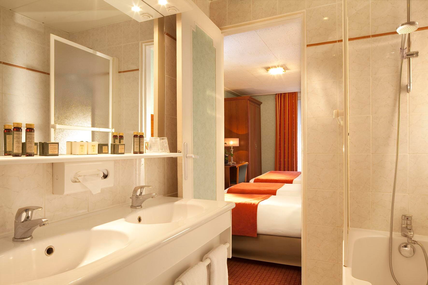 Baño de hotel París