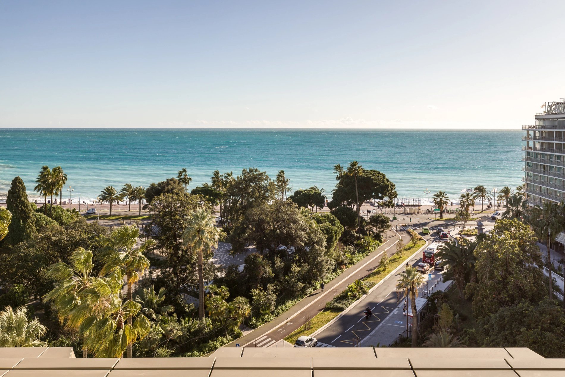 Maison Albar - Le Victoria | View of the Promenade des Anglais and the sea in Nice