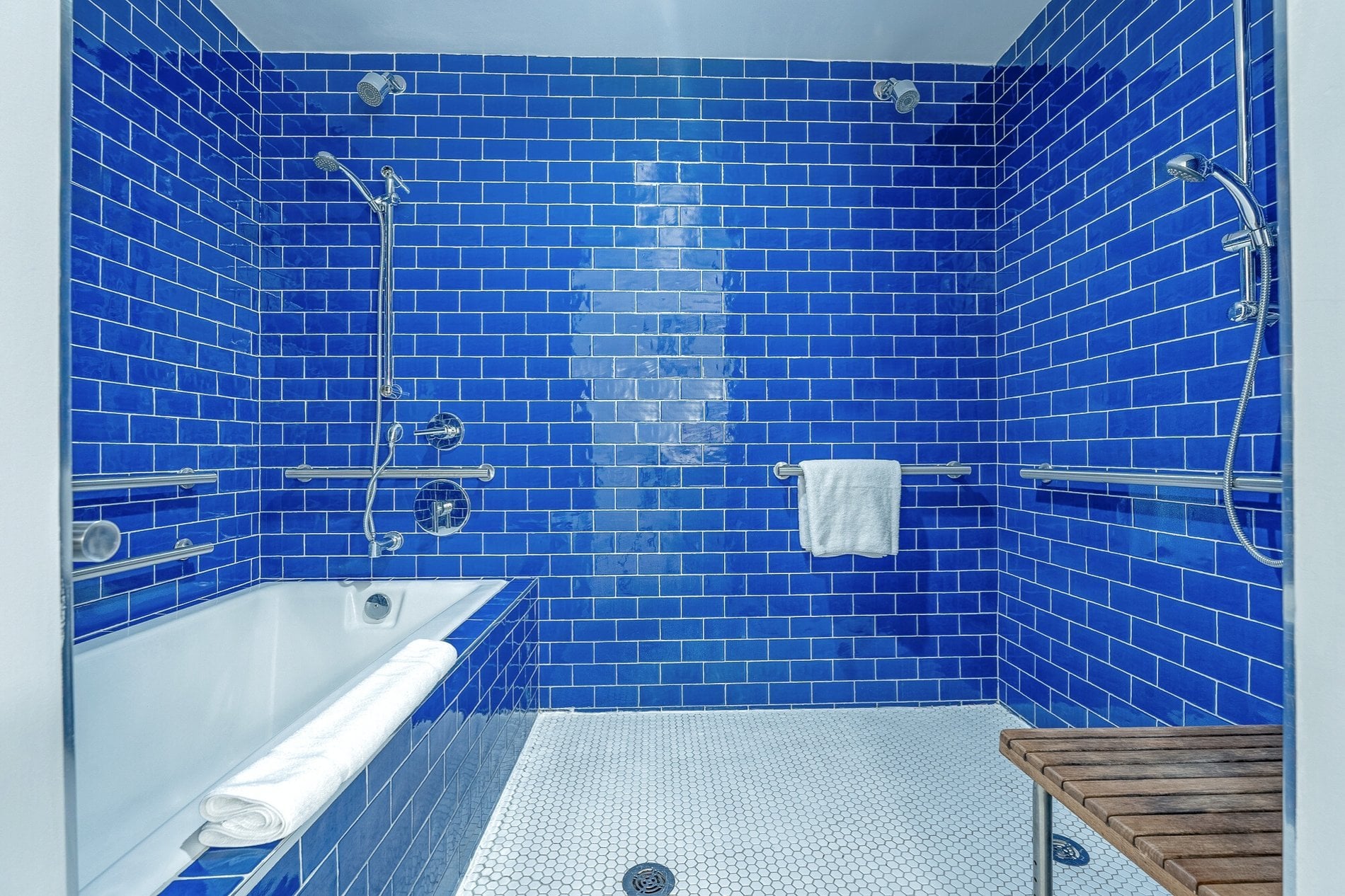 Accessible Hotel Room - Angler's Hotel South Beach Miami