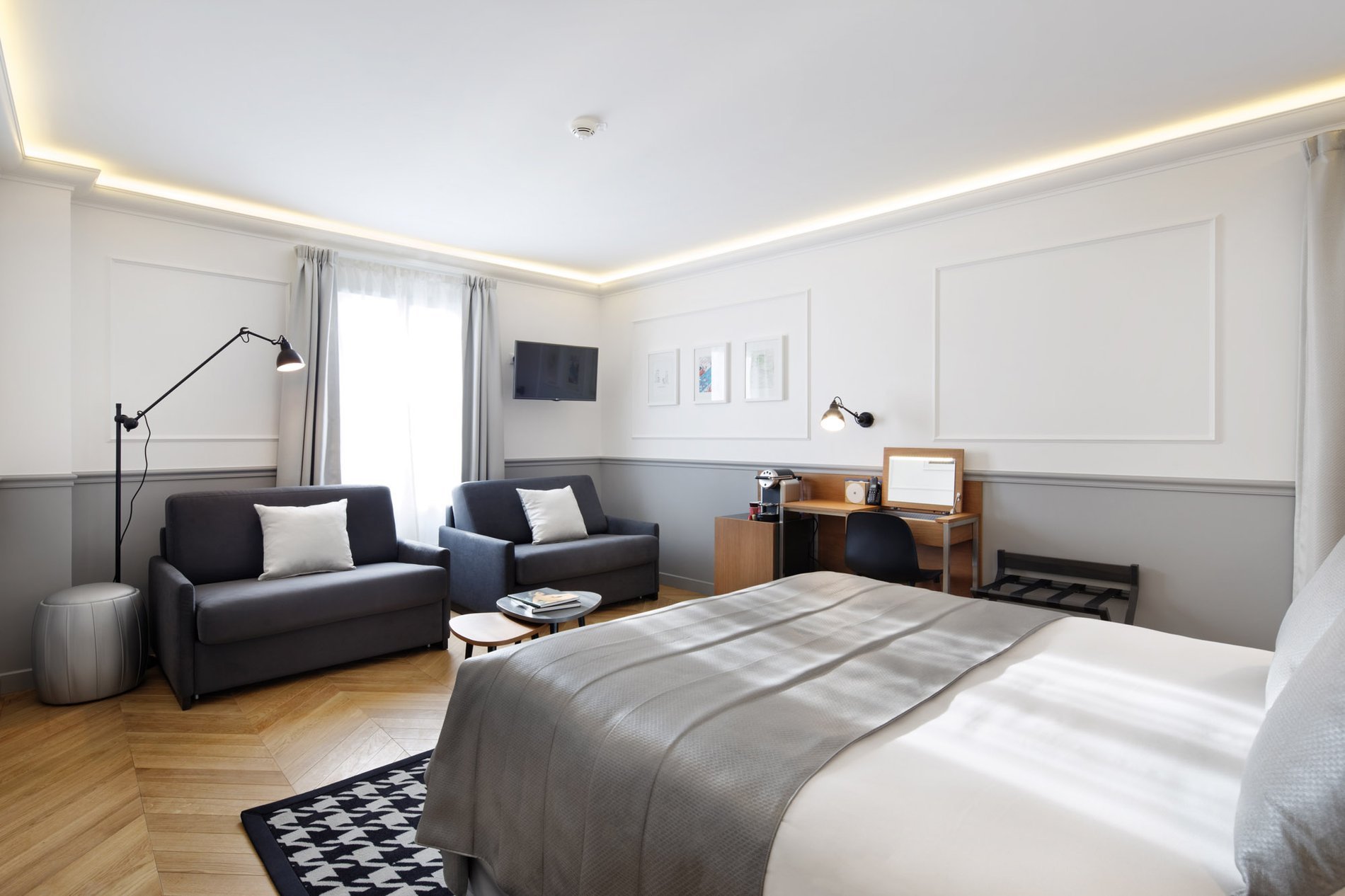 8bfc636d-73cf-41dd-b8ca-82f35753a53b