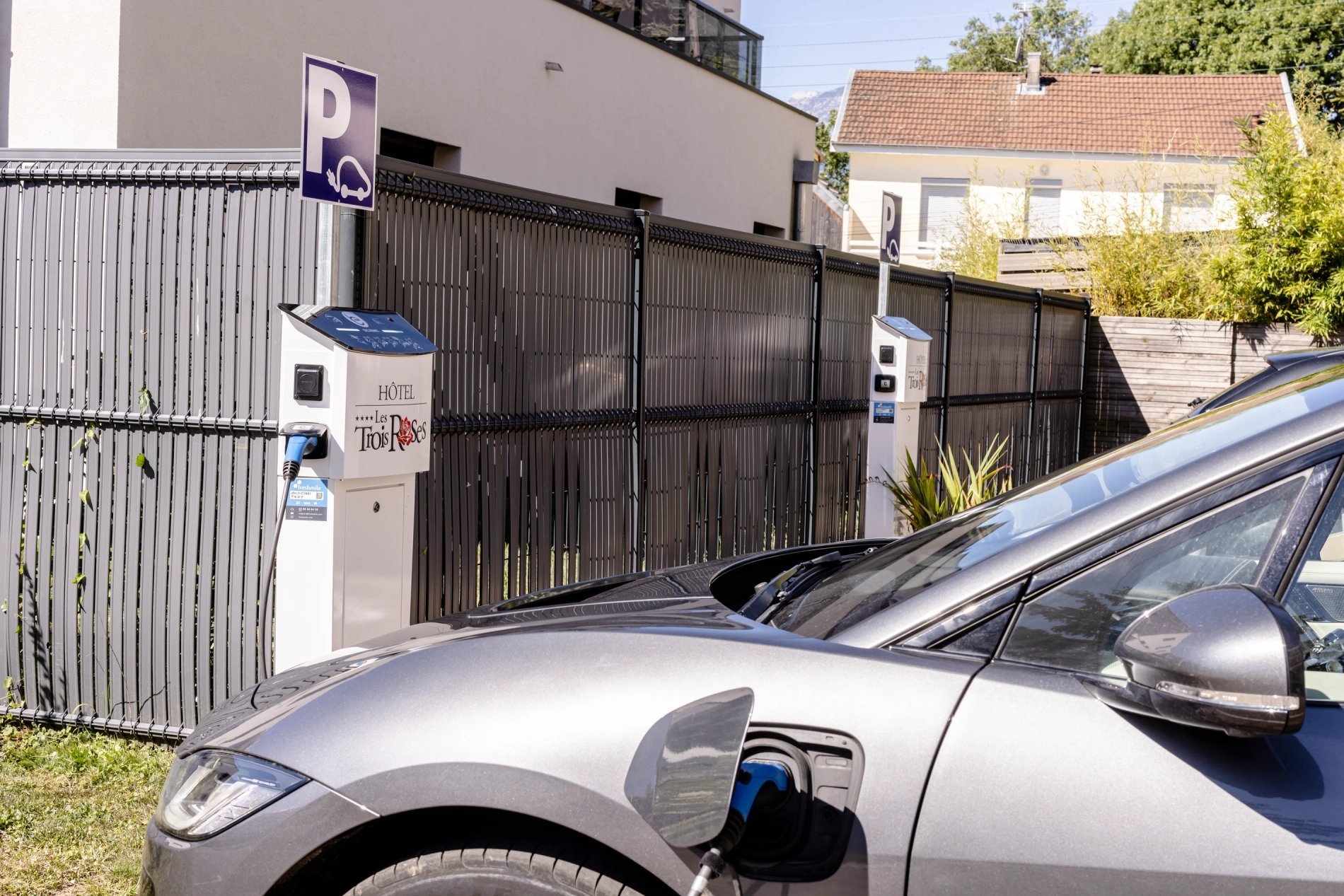 Hôtel Les Trois Roses | Meylan