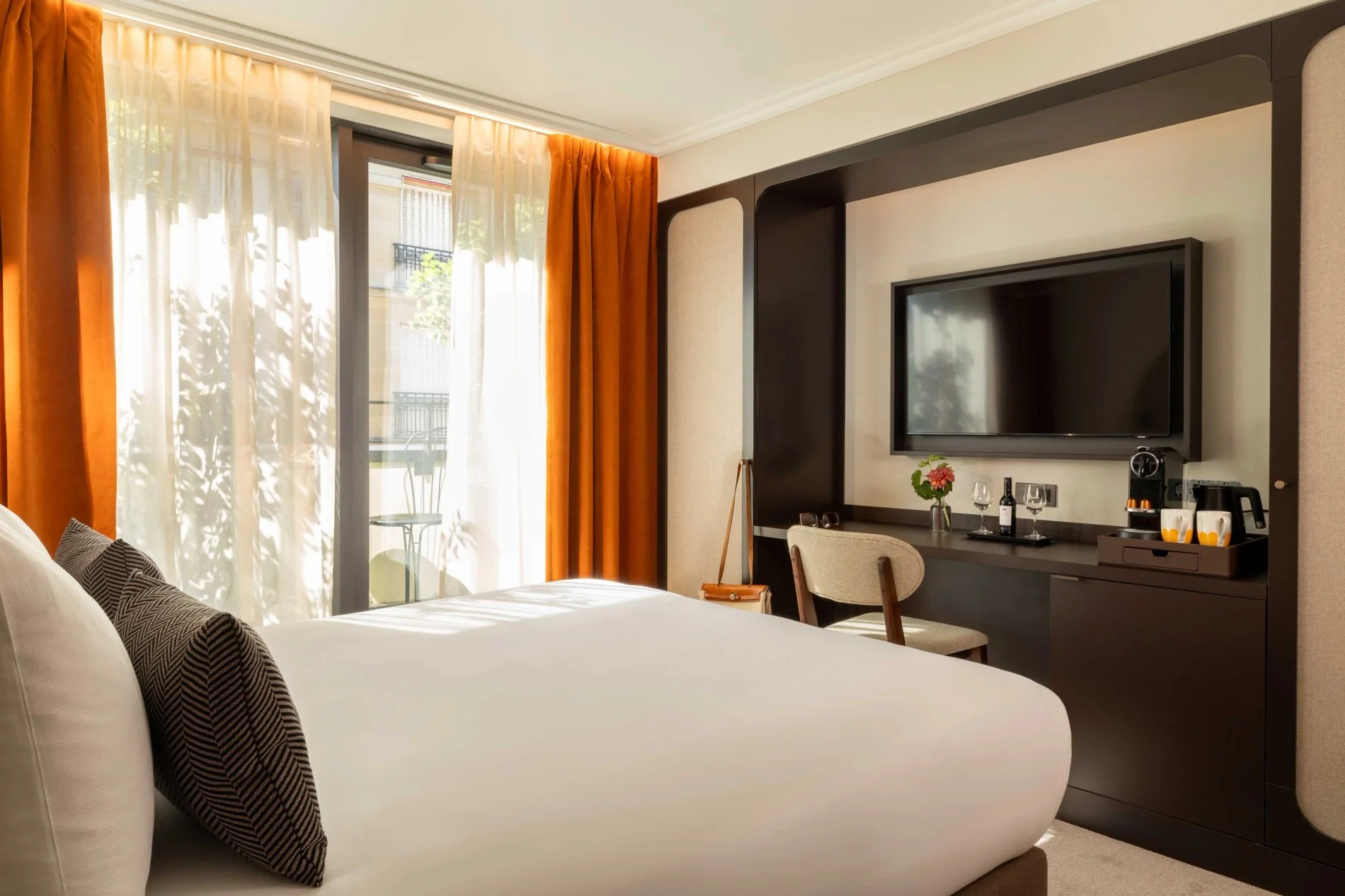 8d9f2818-3063-45d5-a87d-21751832a9da