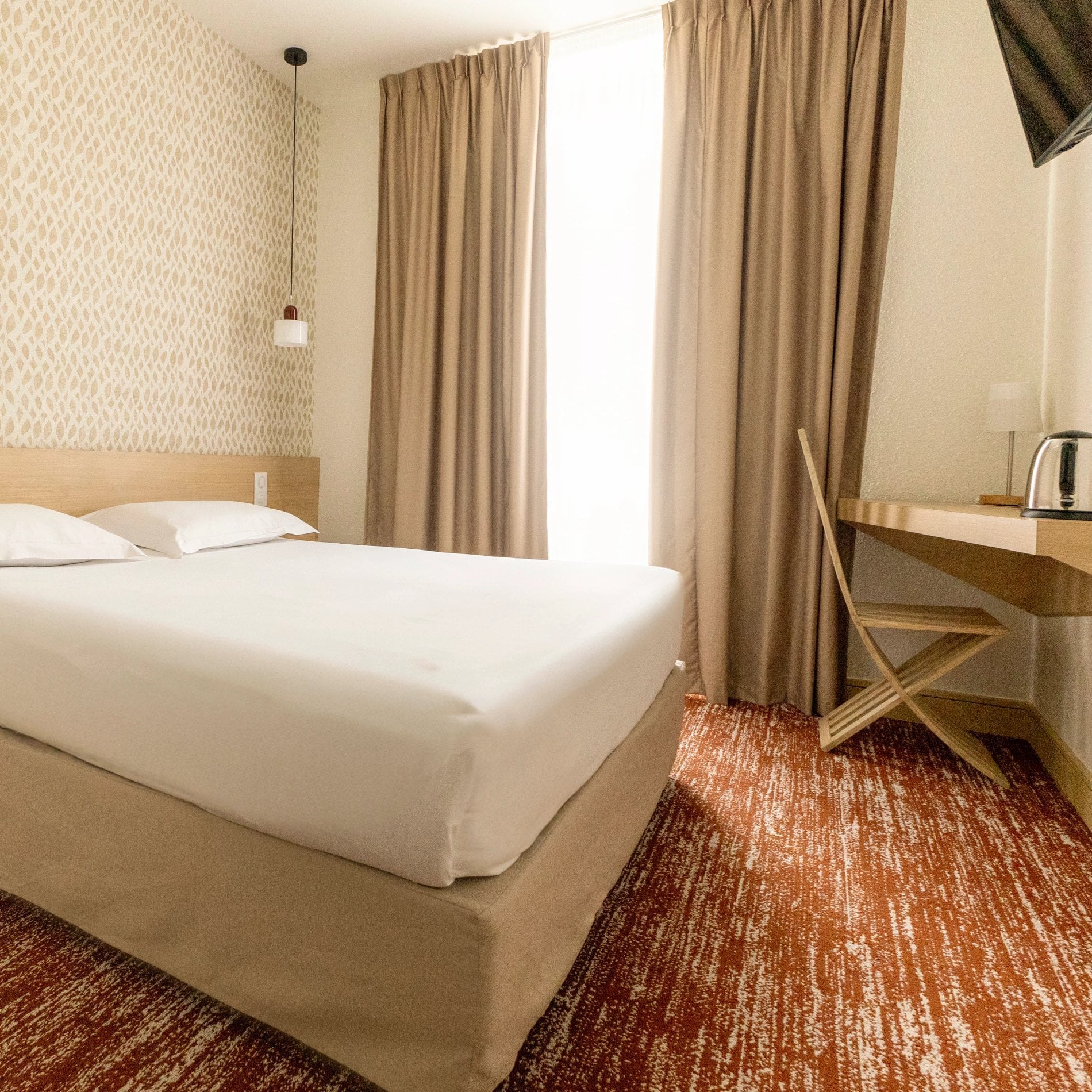 Chambre twin côté cour