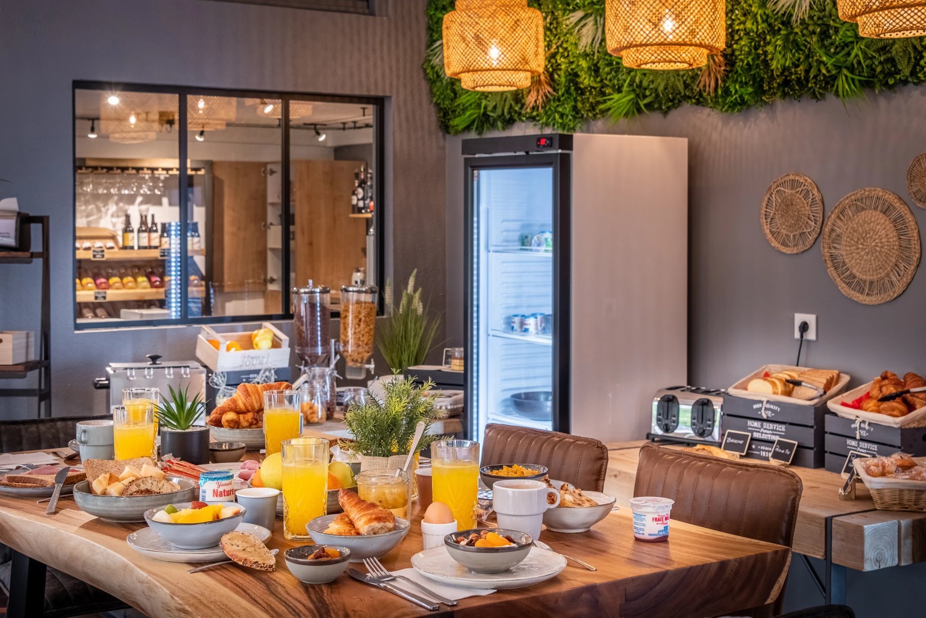 Hotel Le Village 49*** | Breakfast | Restaurant | Les ponts de cé