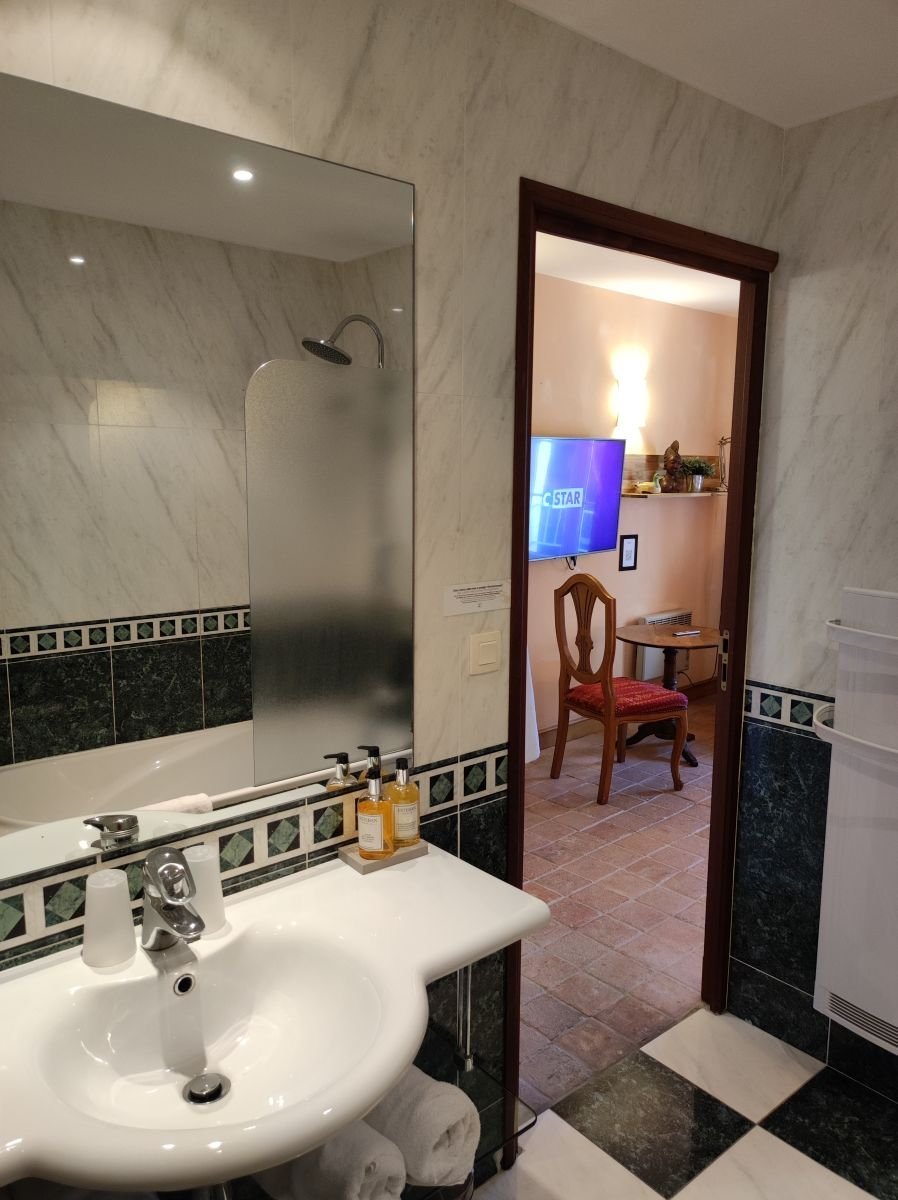 8efd917c-3f74-4295-8751-a877d130eac7