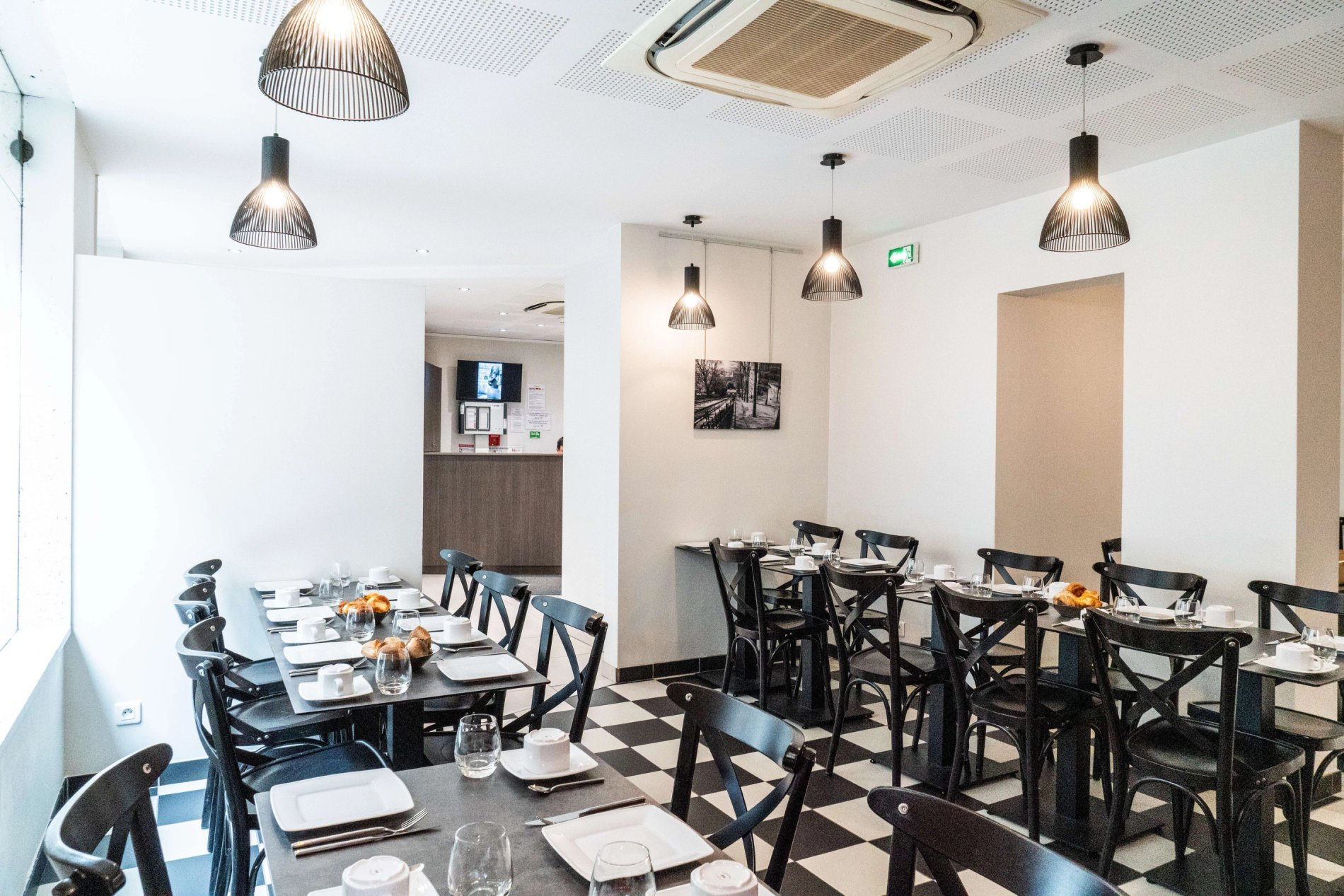 Breakfast Room - Hôtel de Flore - Charming Hotel Paris 18