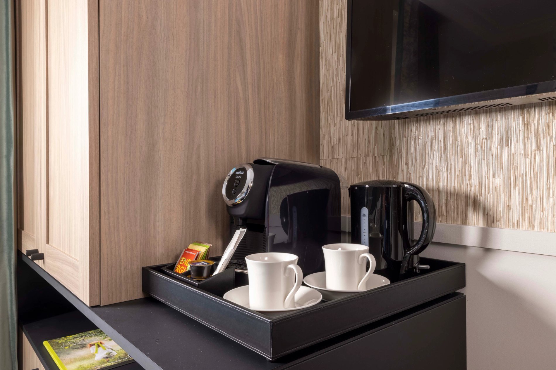 8fb2beb8-8363-4911-80ee-85d537901aa7