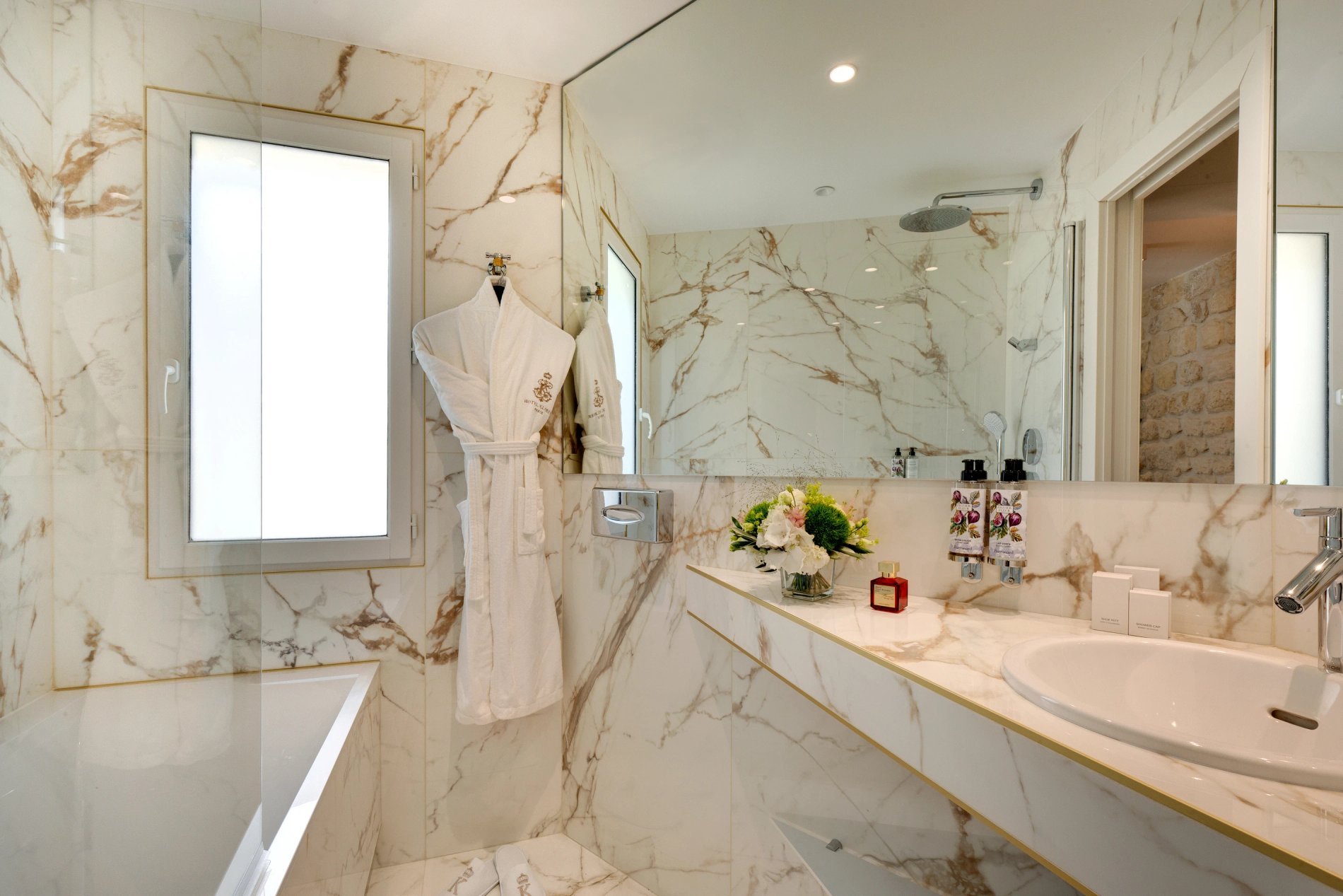 904c9495-18c4-4449-bb22-aed62107fe5c