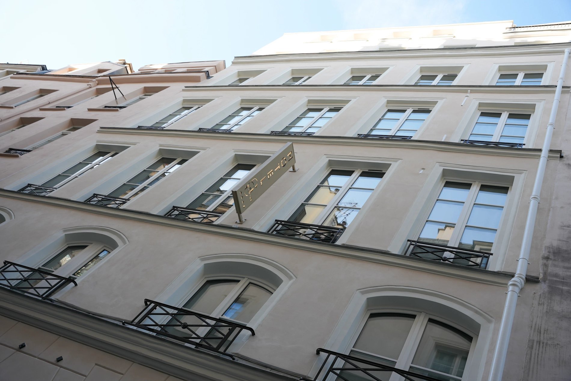 907ed33e-a93e-41af-8d7b-039c2c6f66fd