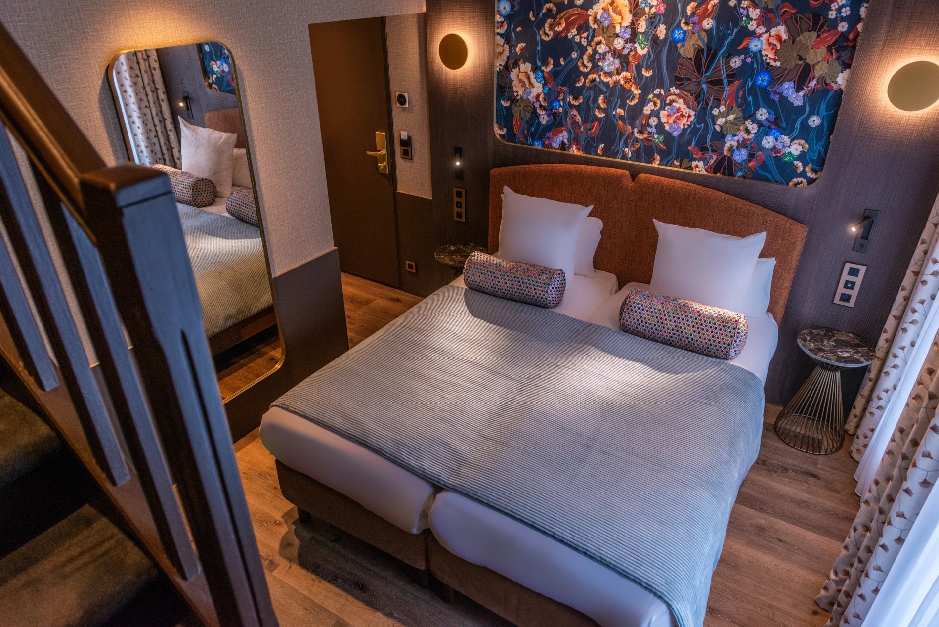 908c11a4-10ea-4abe-8d40-85a8f1e7b1c8