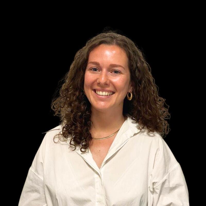 Axioncom | Conseil & Formation en hôtellerie | Thaïs Melo