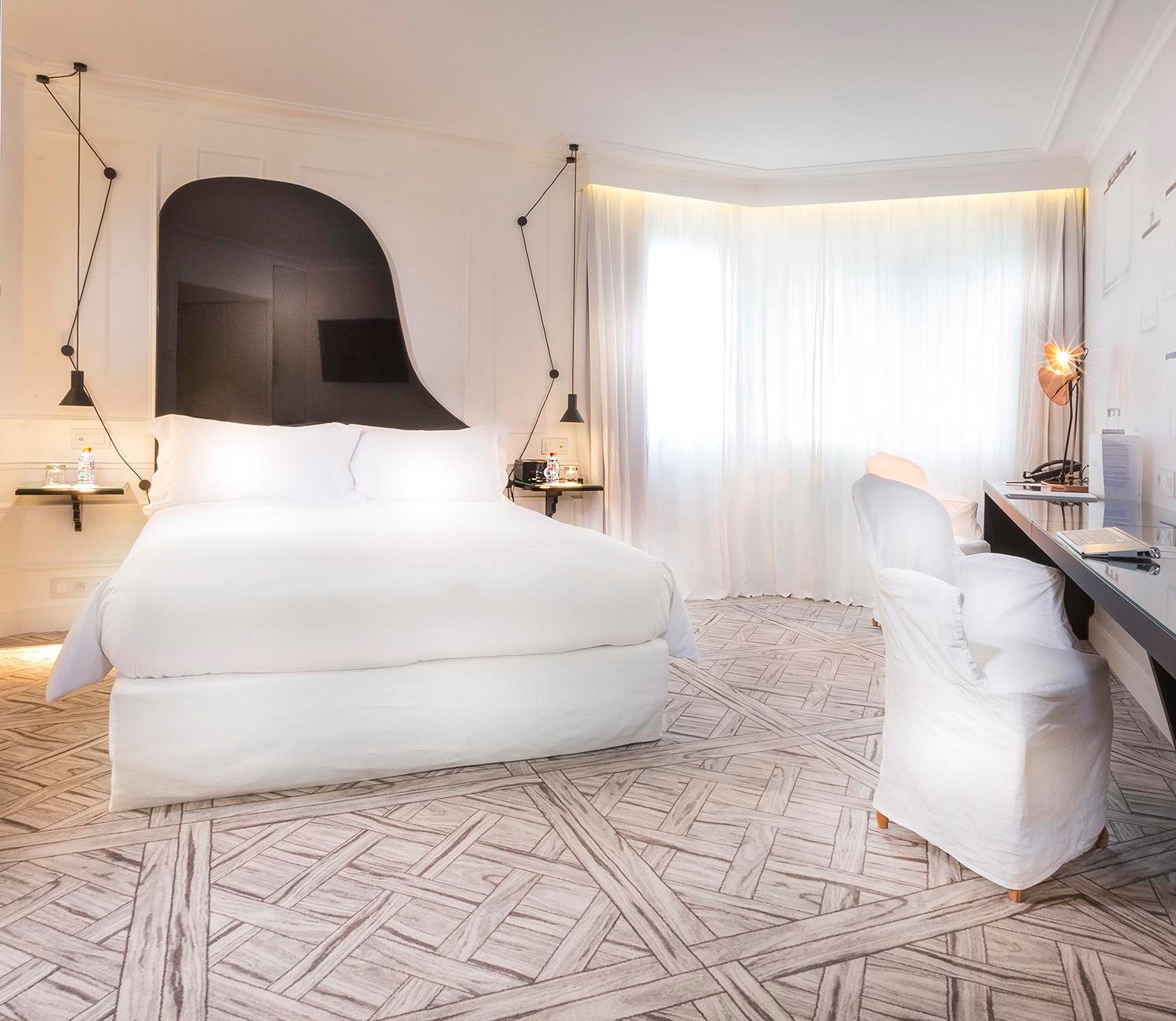 Louis Vuitton - Hotel Chambiges Elysées Paris ****, OFFICIAL SITE