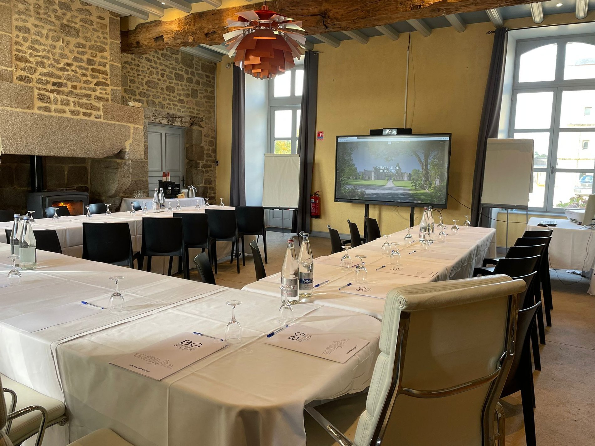 92f087a3-47d7-46b9-8eb1-cdfc64753544