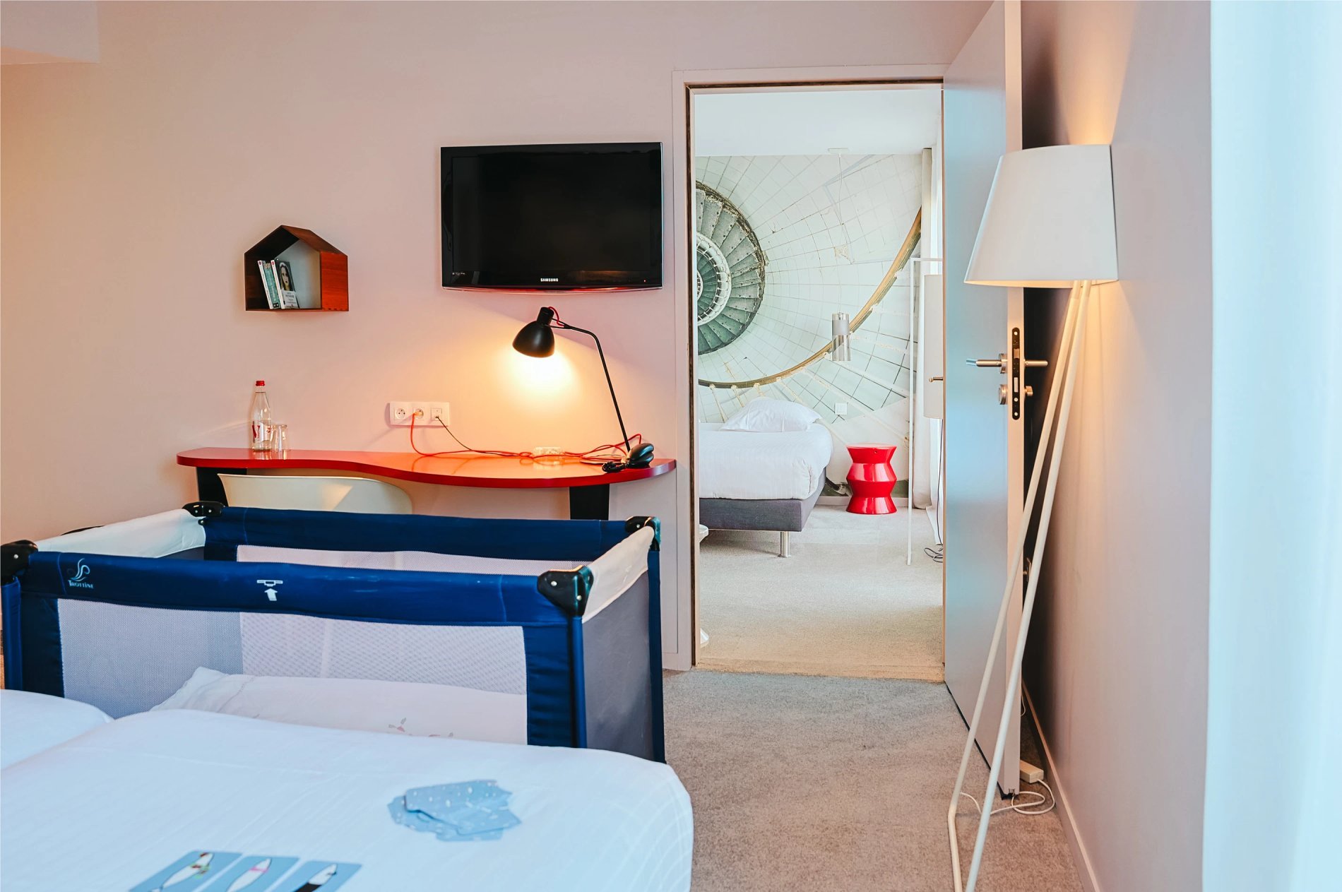 930c7842-0c00-44b1-a465-3de938fafa0a