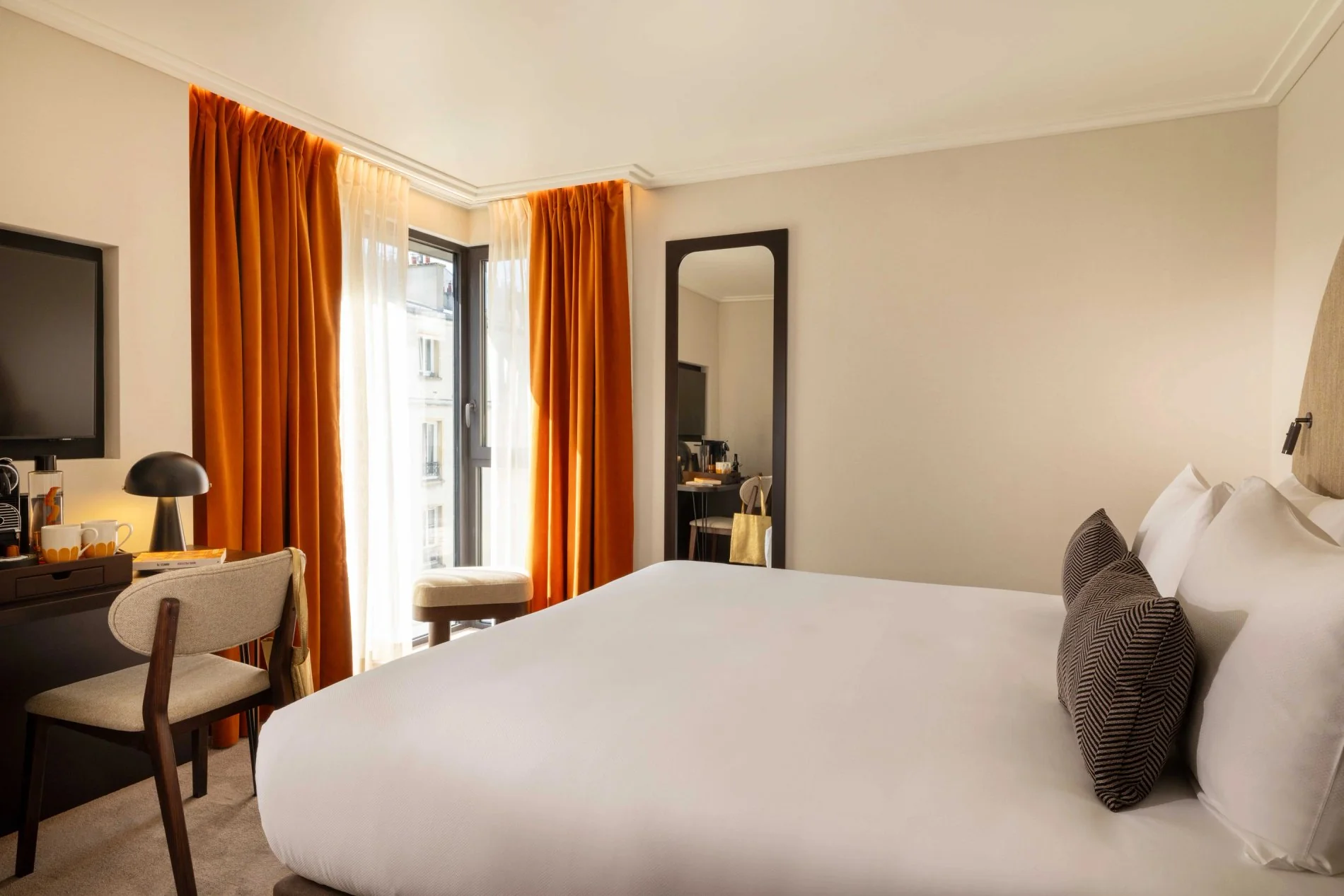 9353c84d-f7bb-46d1-a0ff-8234b9c93aa4