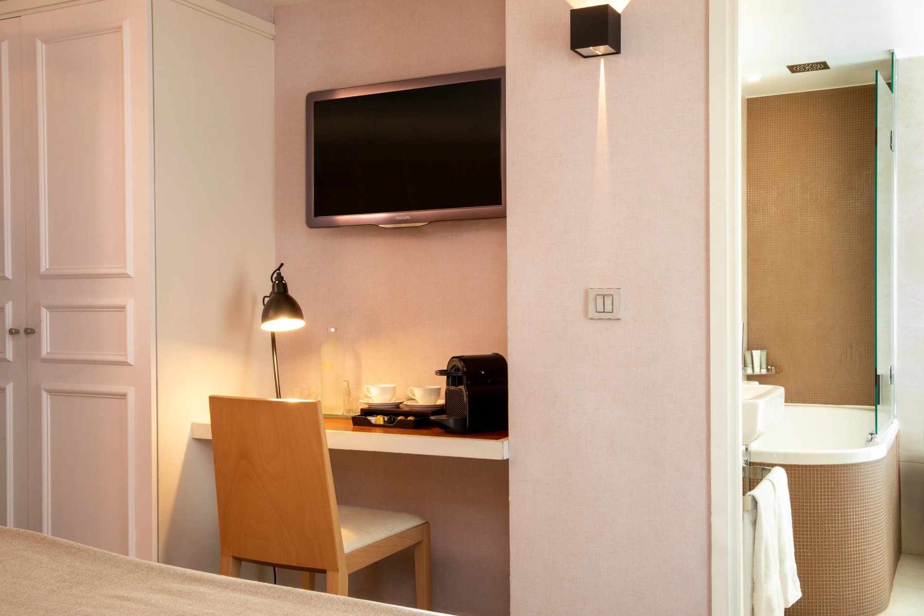 Hotel Le Pradey Room