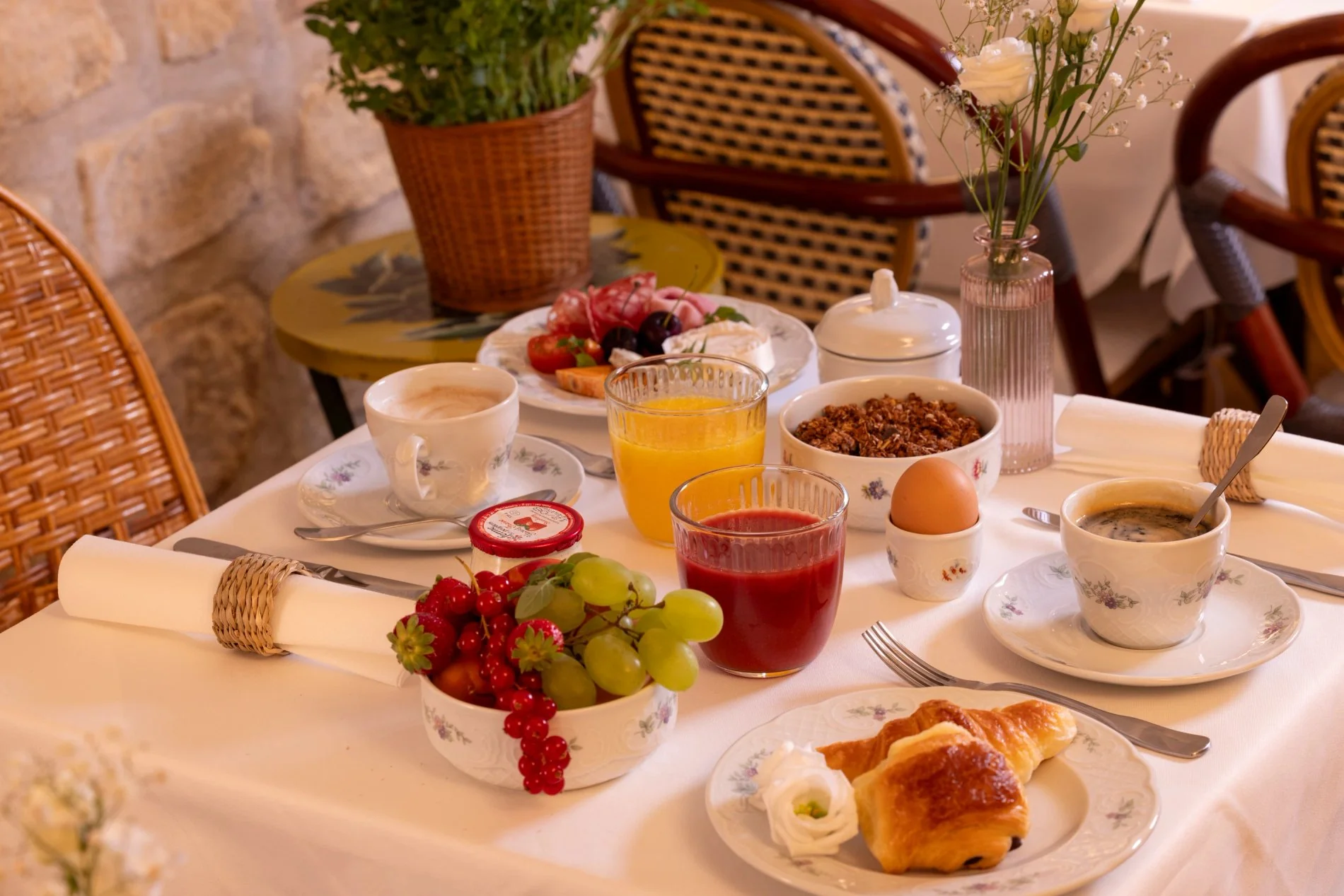 Hôtel Le Saint-Grégoire Salle Petit-déjeuner buffet