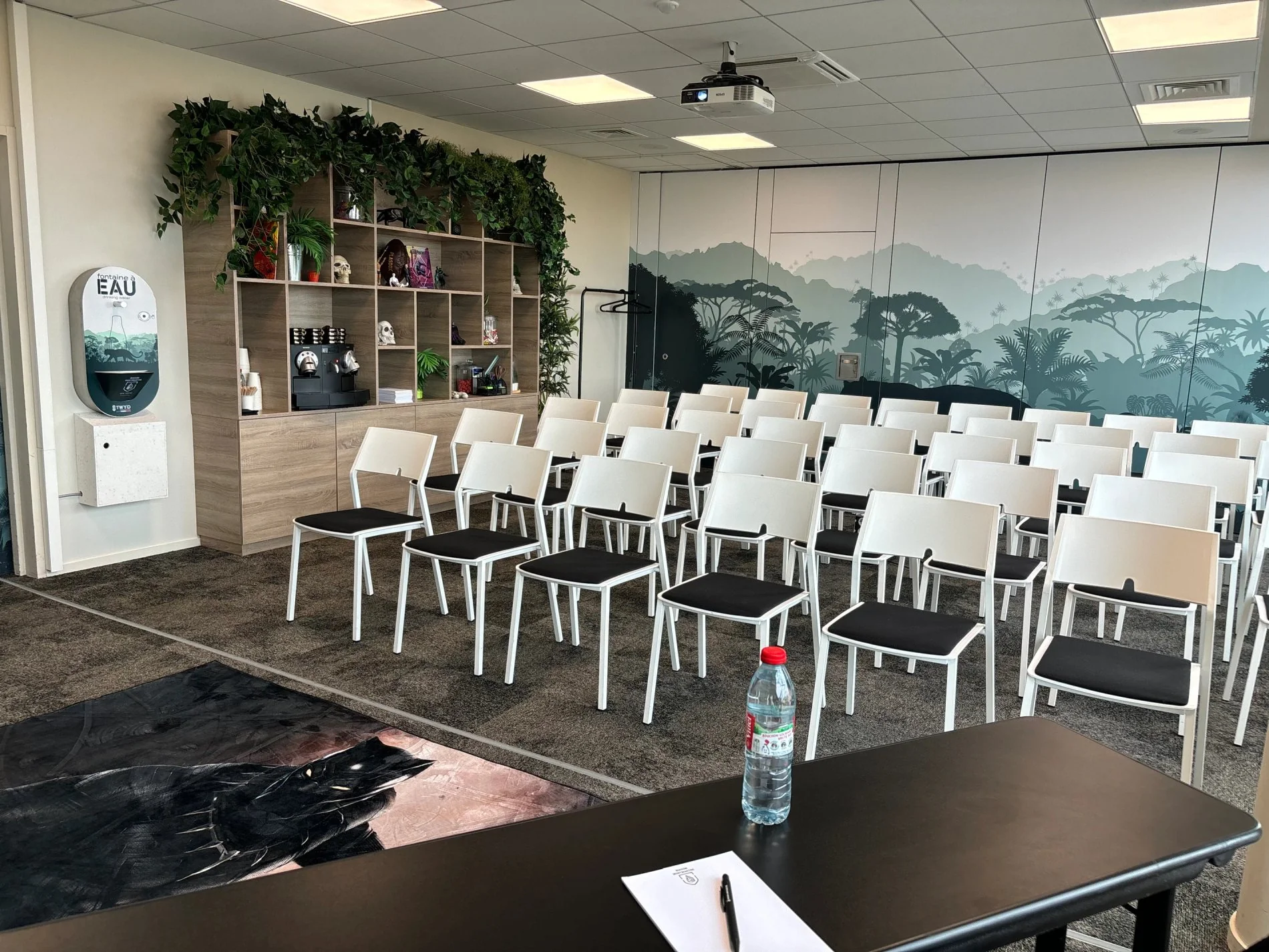 93e92d6d-bfbb-4ead-b6ee-447795ef7847