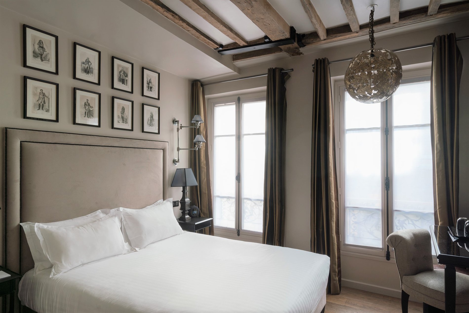 Romantic Hotel in Paris - Hotel Saint-Louis en l'Isle