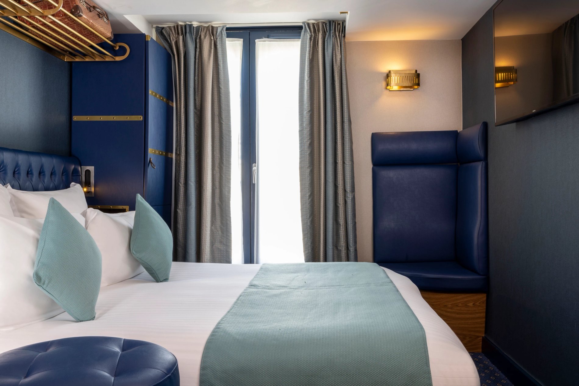 Hotel Whistler Superior Room Balcony