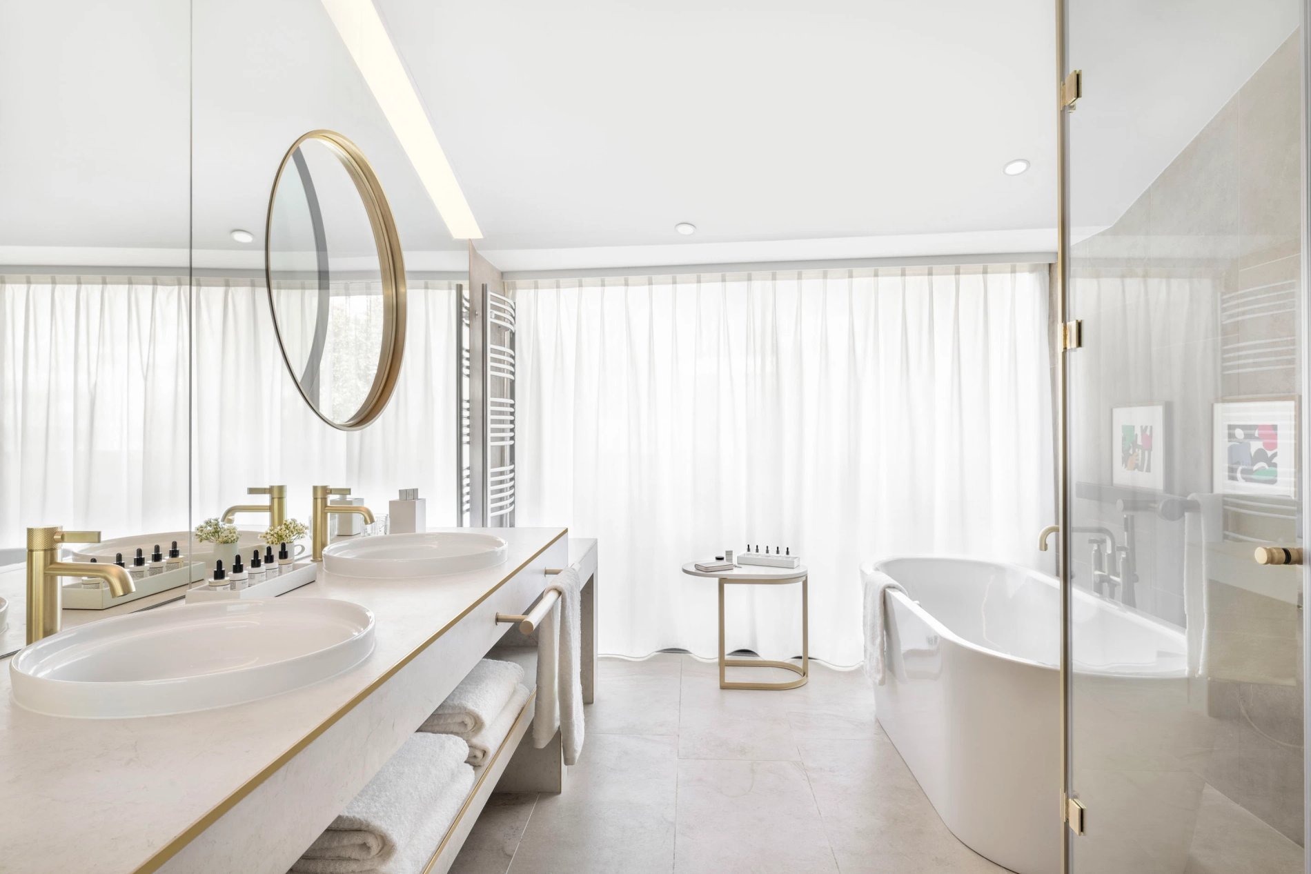 Maison Albar Hotels L'Imperator bathroom suite