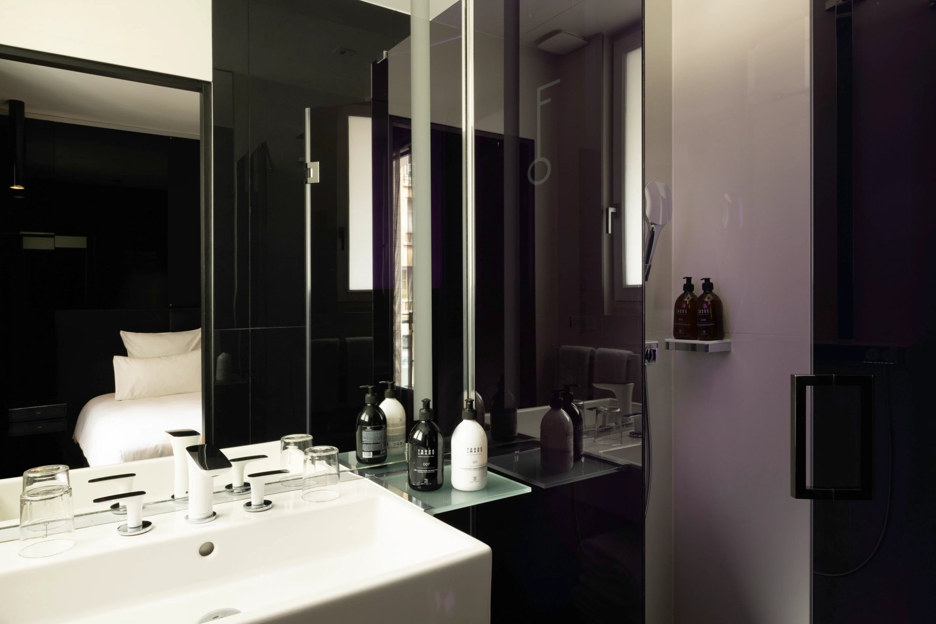 Hôtel Félicien Chambre Classique Black Salle de bain