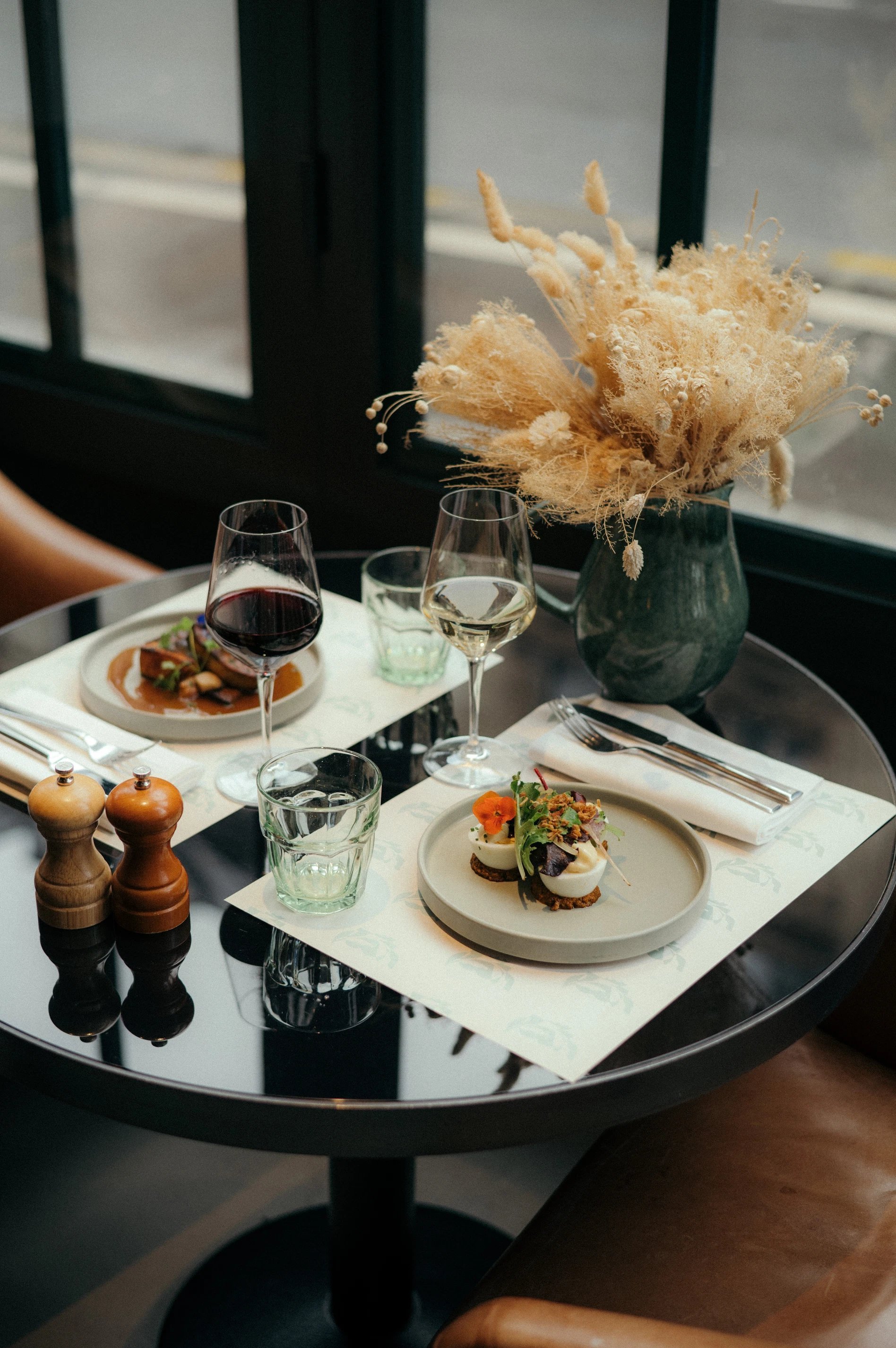 Hotel Belleval Paris | Restaurant & Bar