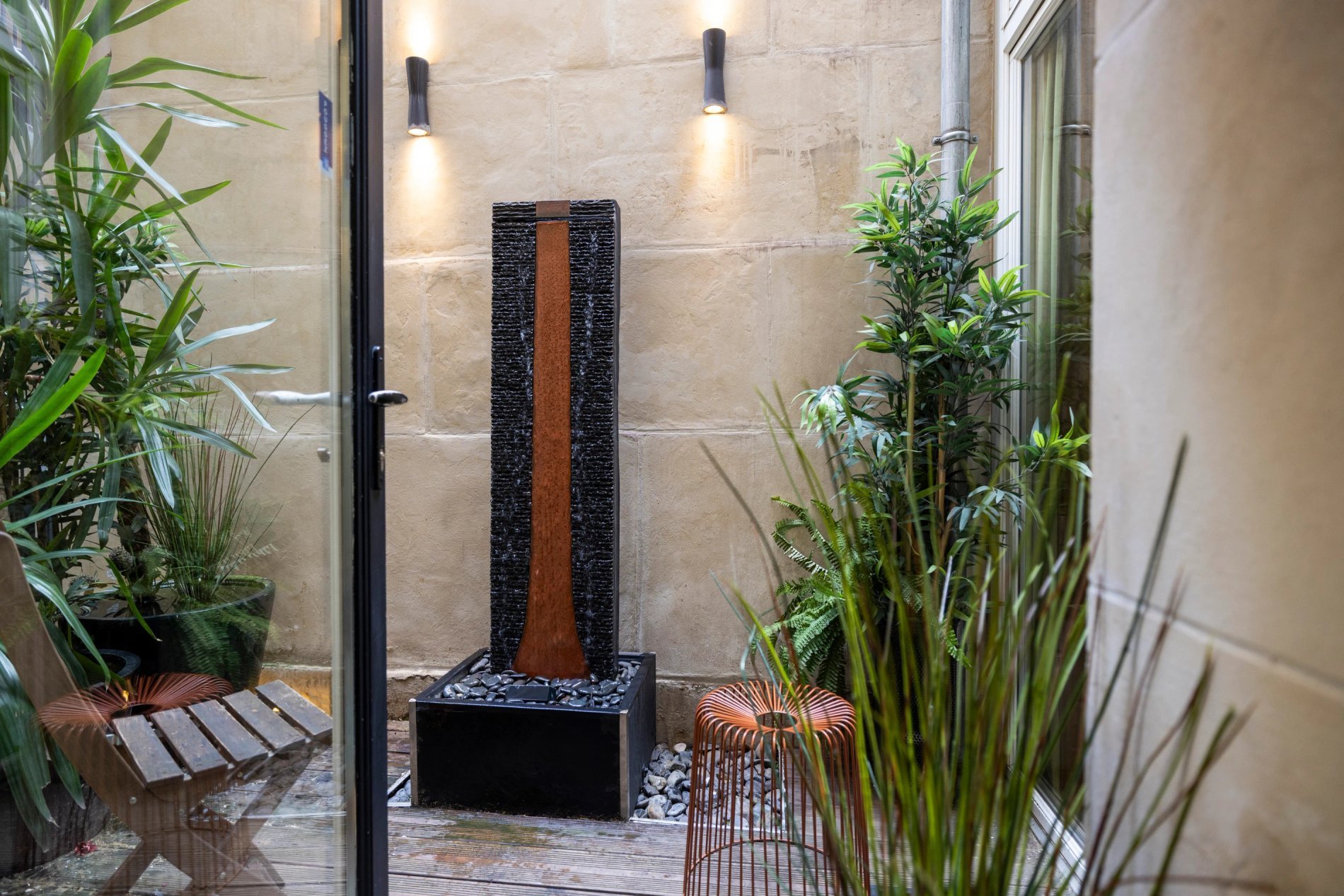 9828bafd-ae5a-4c6a-9800-0310add65539