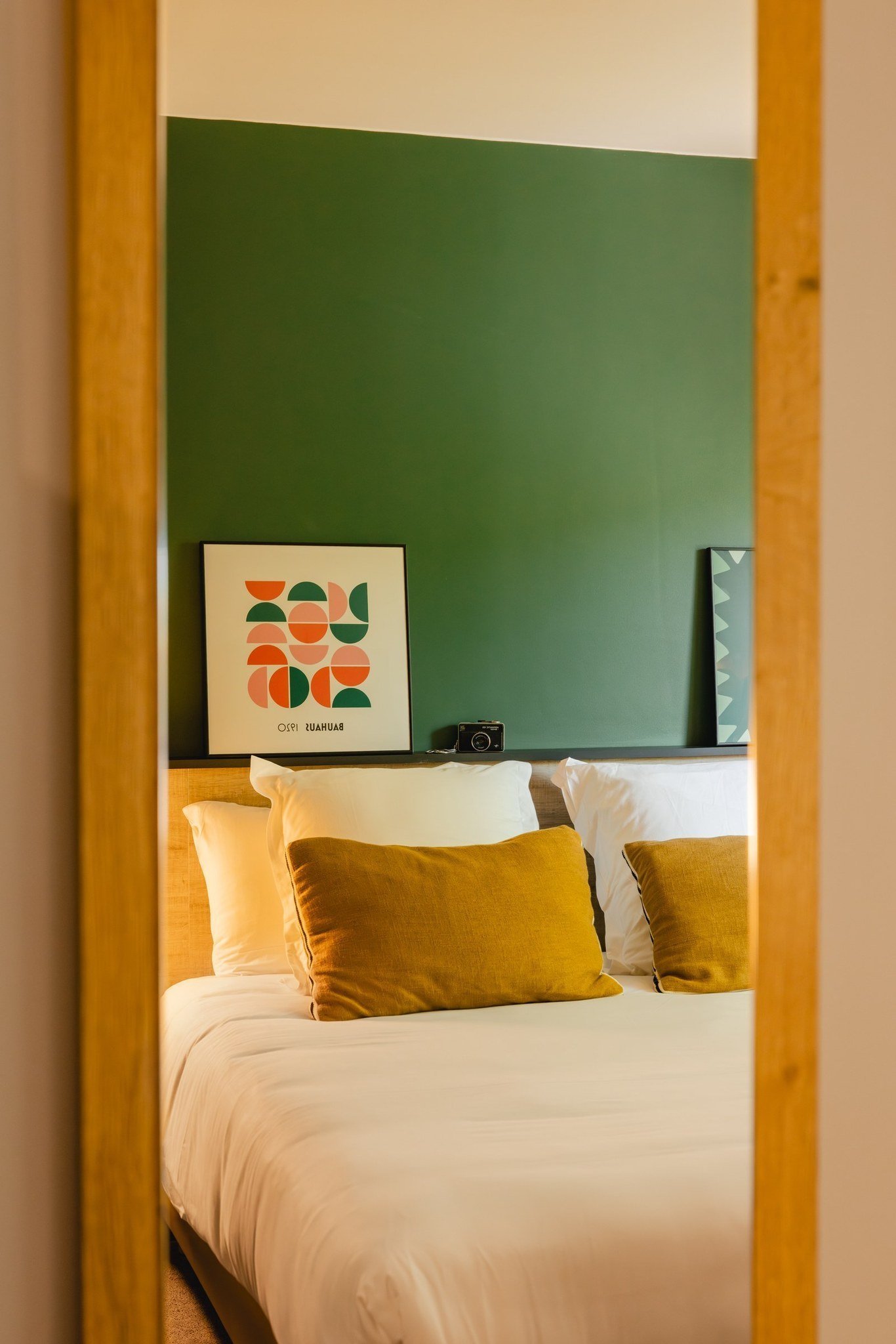 985fc6bd-f3e9-4a7d-a546-f56c92c29f8c