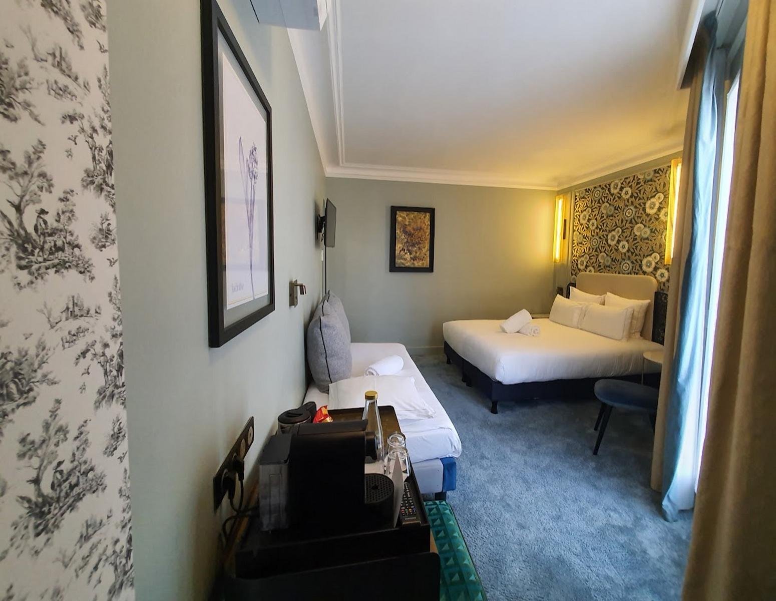 Elsa Hotel Paris | Triple Deluxe Room