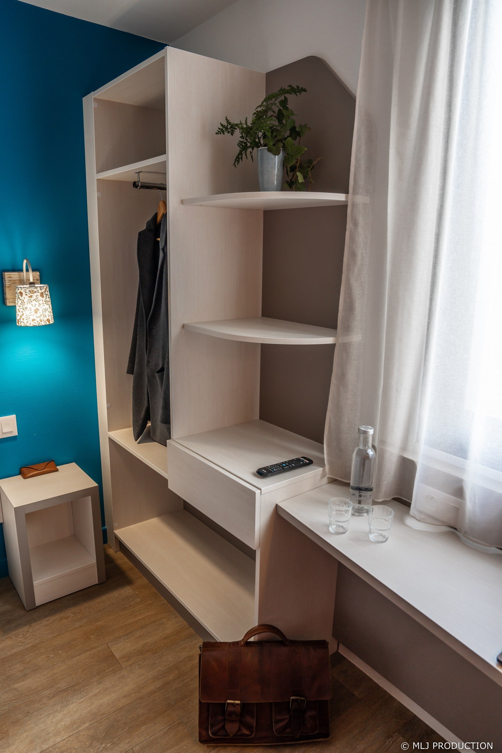 9a33e5c3-9c3f-47de-880e-78c919383df8