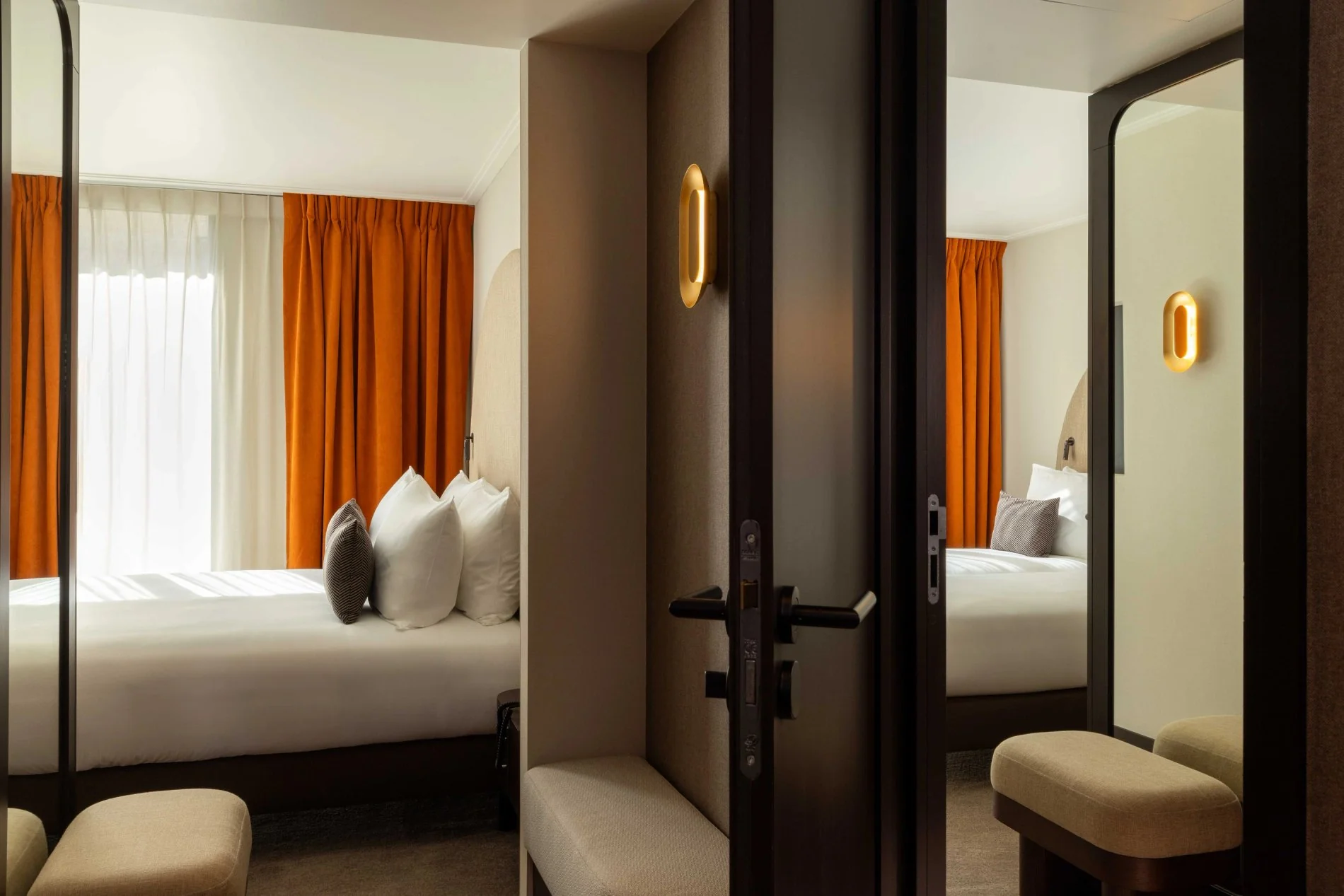 9b08f812-722b-49f2-86f6-72aff1a793c5