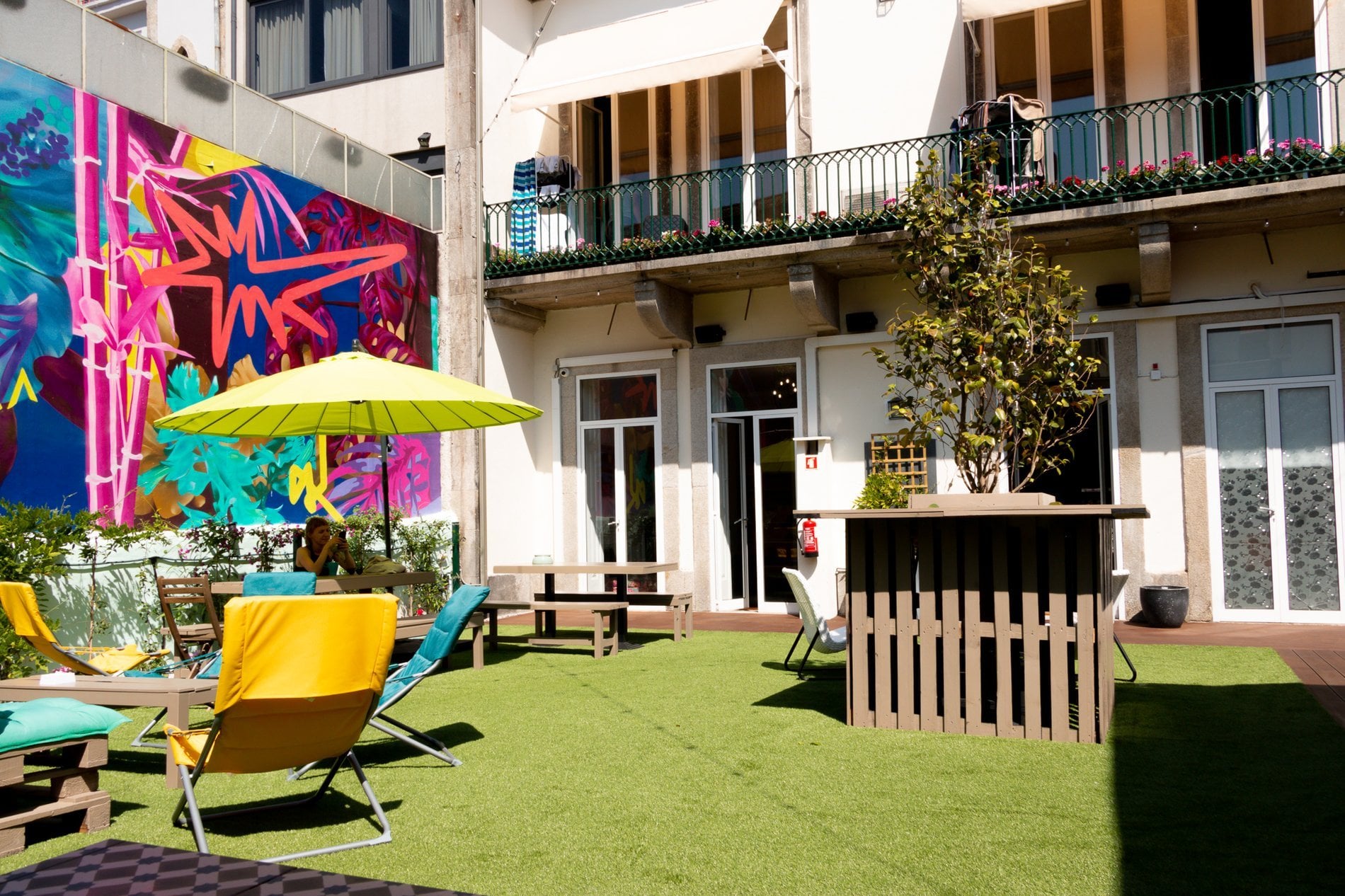 9b9b24b4-29ae-4a87-a2f7-c6ee1ee85c7c