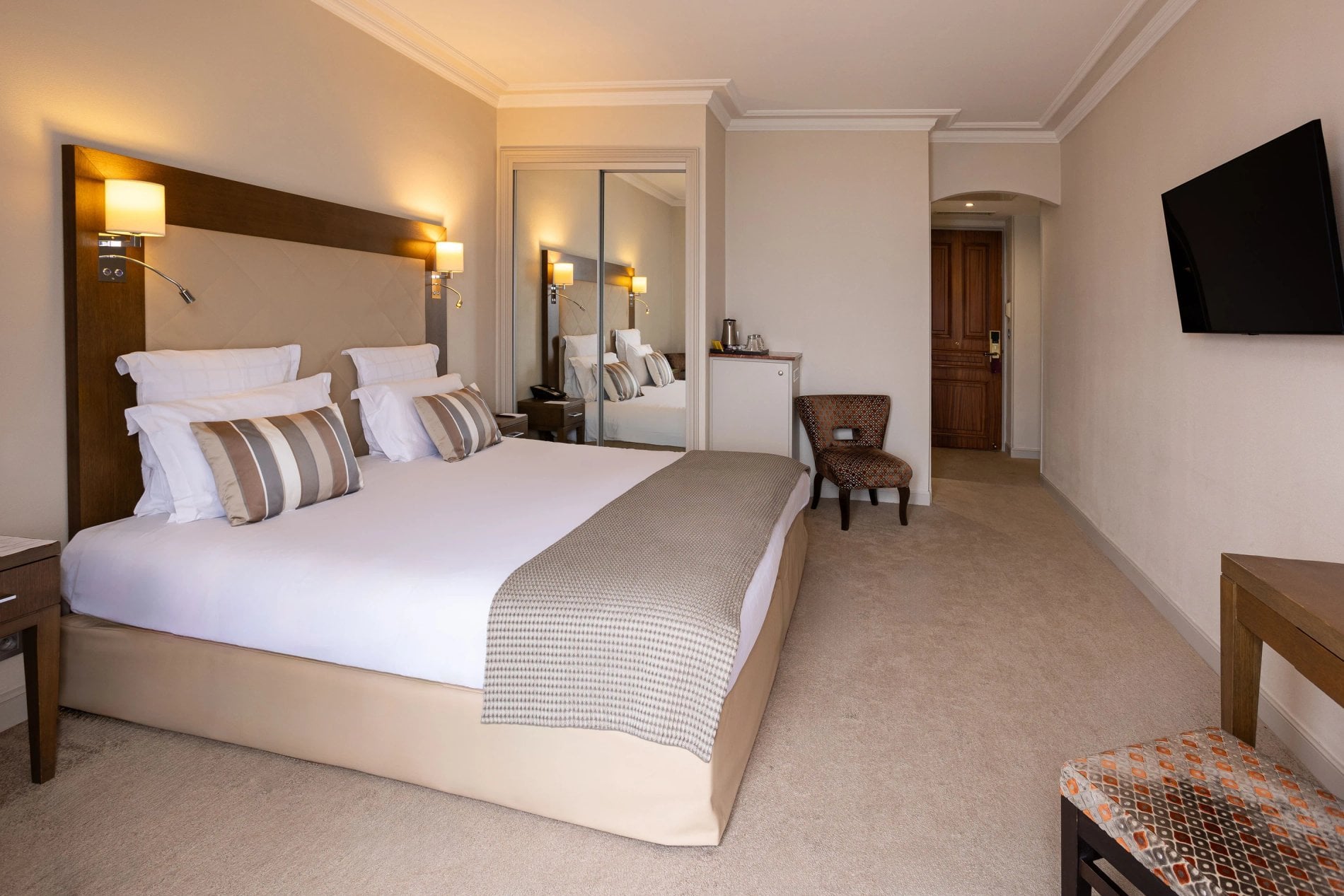 9b9faf7e-96e5-4e5f-a086-8626b9693e74