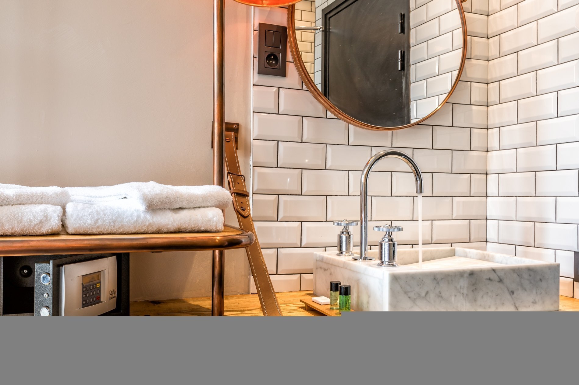 9bf5ba82-e196-487d-bbdc-b4e516cf16a7