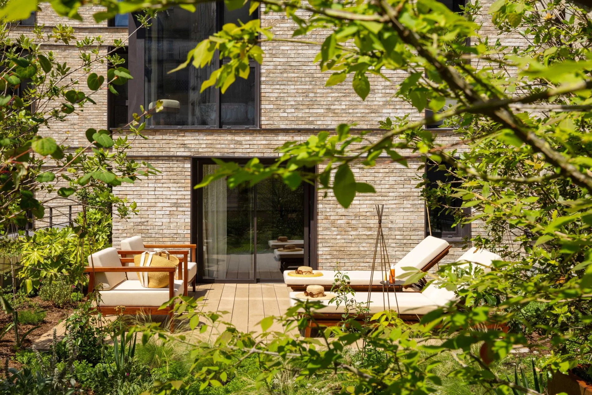 9cac3a87-f23b-4ef8-b930-81e8eb4b6452