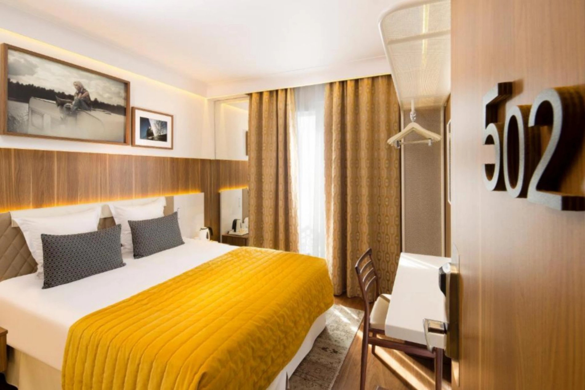 9d63e86c-966d-4fce-9aab-15546196bce8